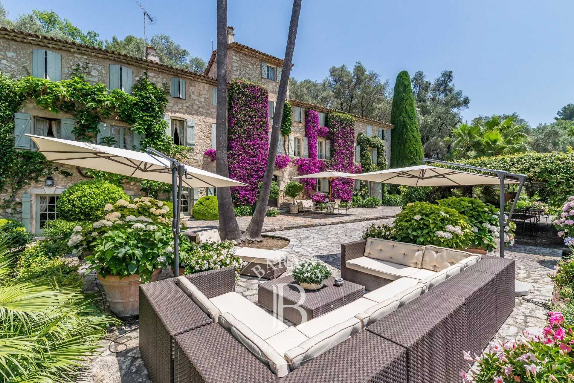 Propriété Grasse  -  ref 2603497 (picture 1)