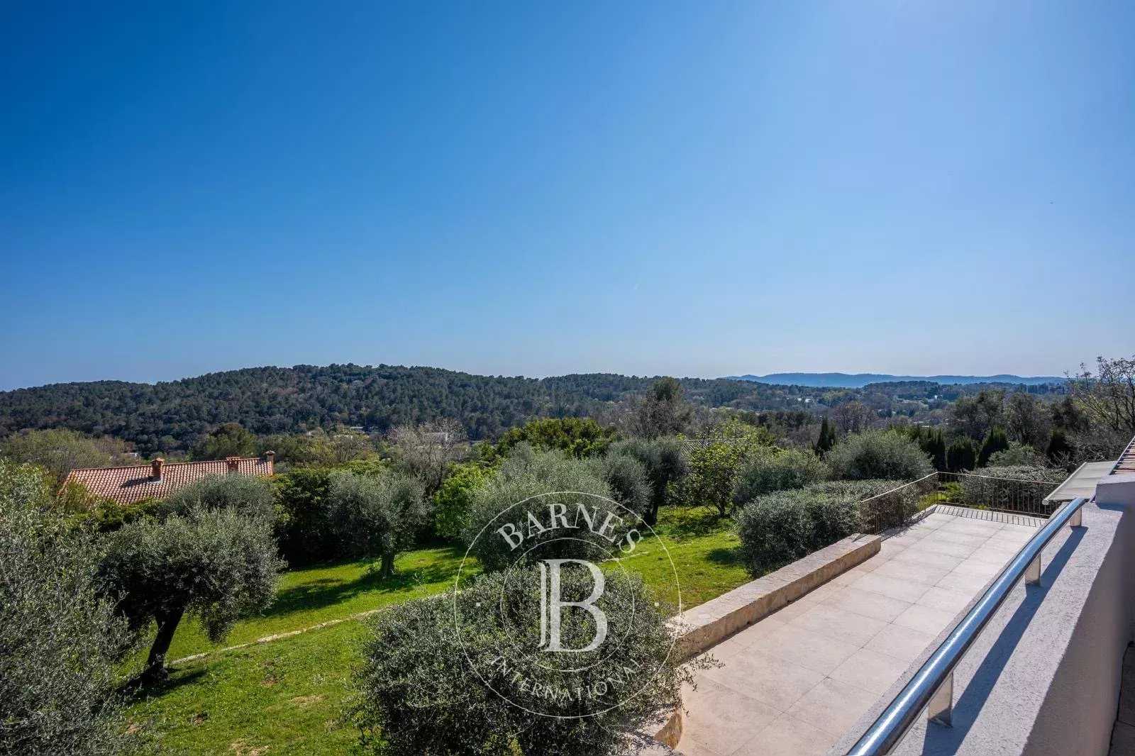 Villa Valbonne  -  ref 4018968 (picture 2)