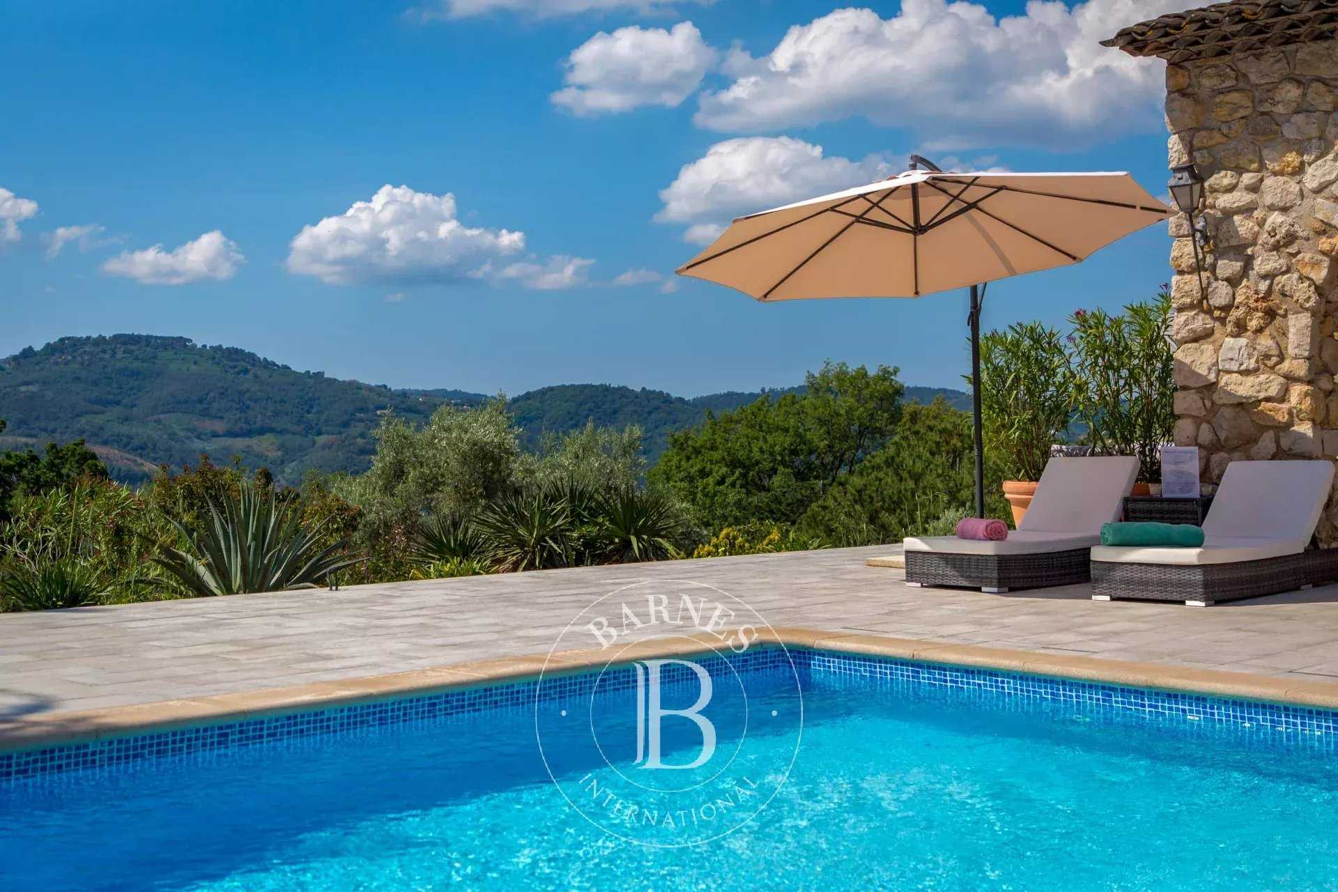 Villa Peymeinade  -  ref 85954927 (picture 2)