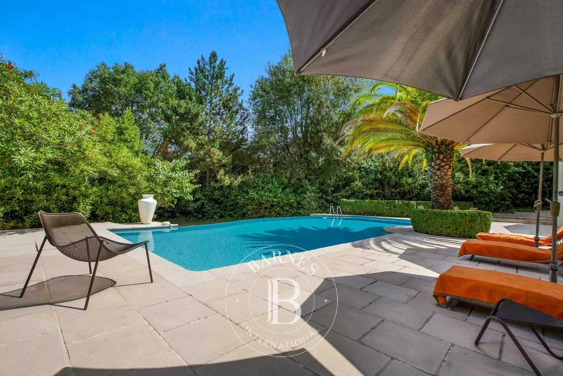 Villa Valbonne  -  ref 85626897 (picture 3)