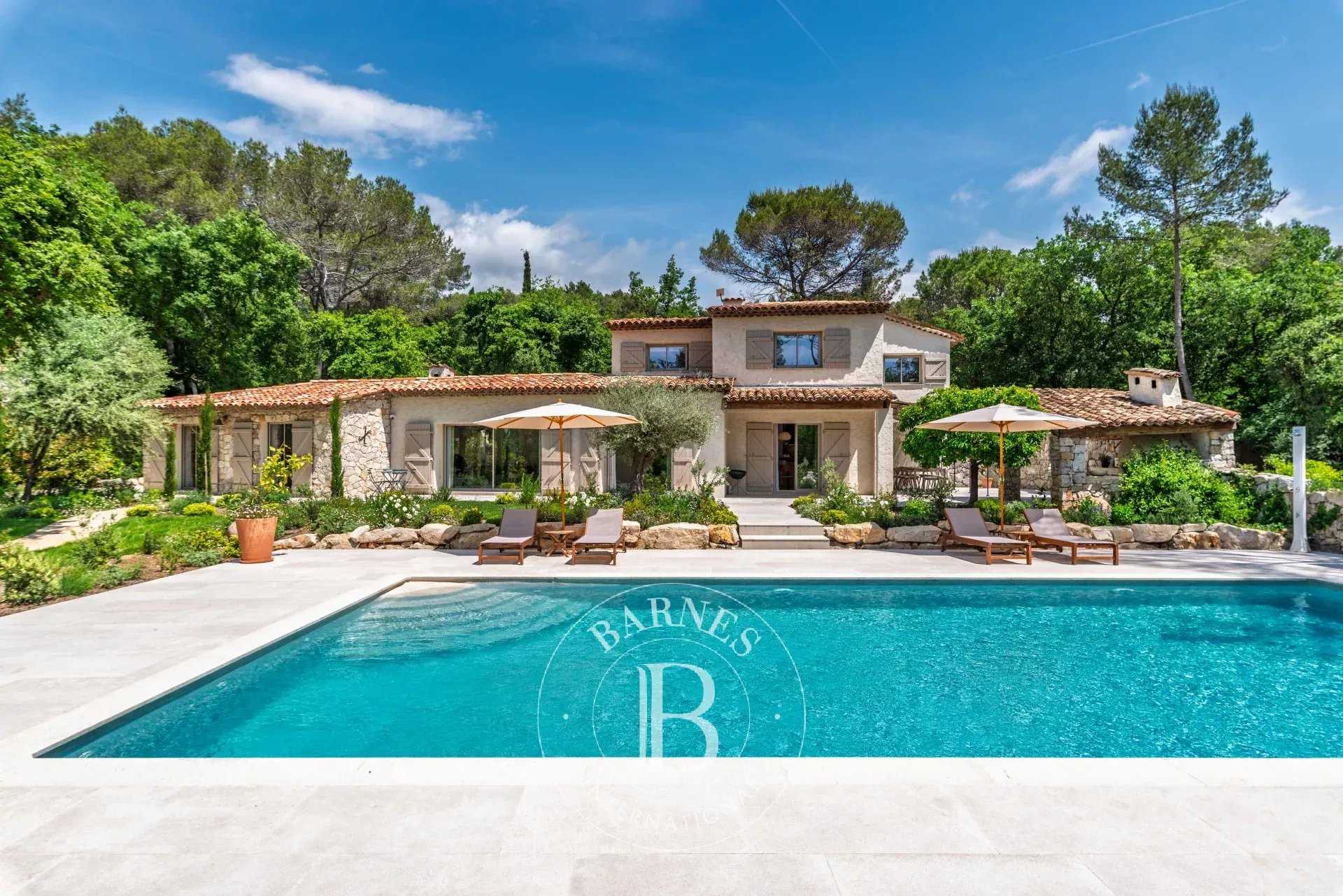 Villa Roquefort-les-Pins  -  ref 85906503 (picture 1)
