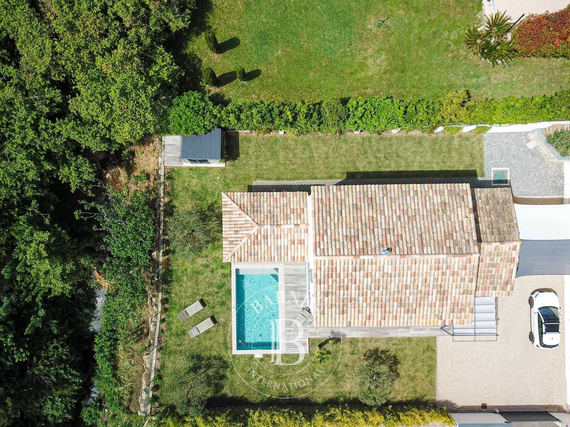 Villa Valbonne  -  ref 85971095 (picture 1)