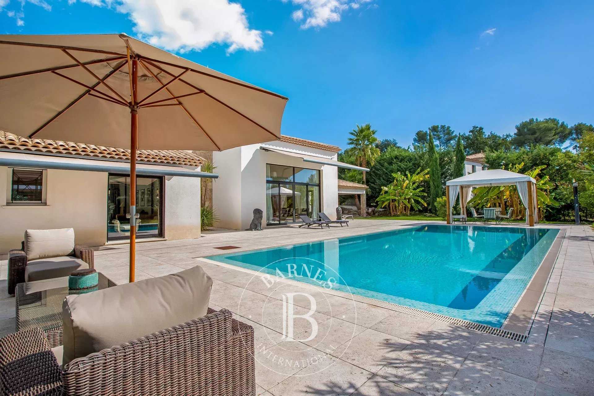 Villa Roquefort-les-Pins  -  ref 85901823 (picture 3)