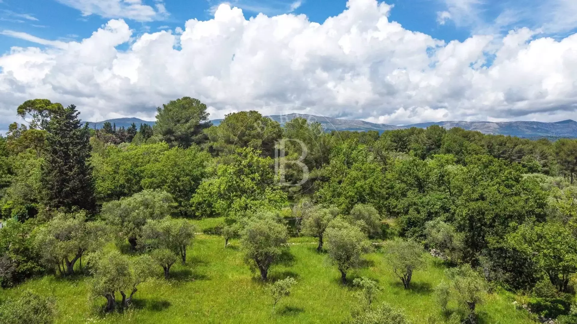 Terrain constructible Valbonne