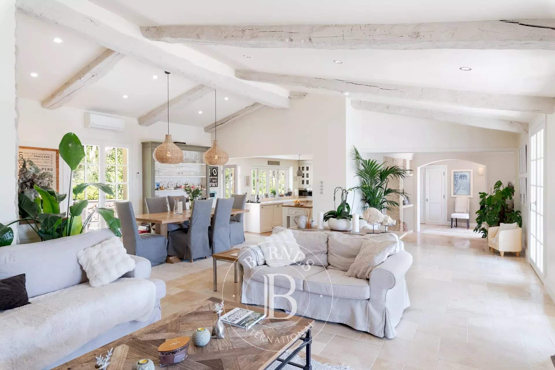 Roquefort-les-Pins  - Villa 7 Pi&egrave;ces 5 Chambres - picture 10