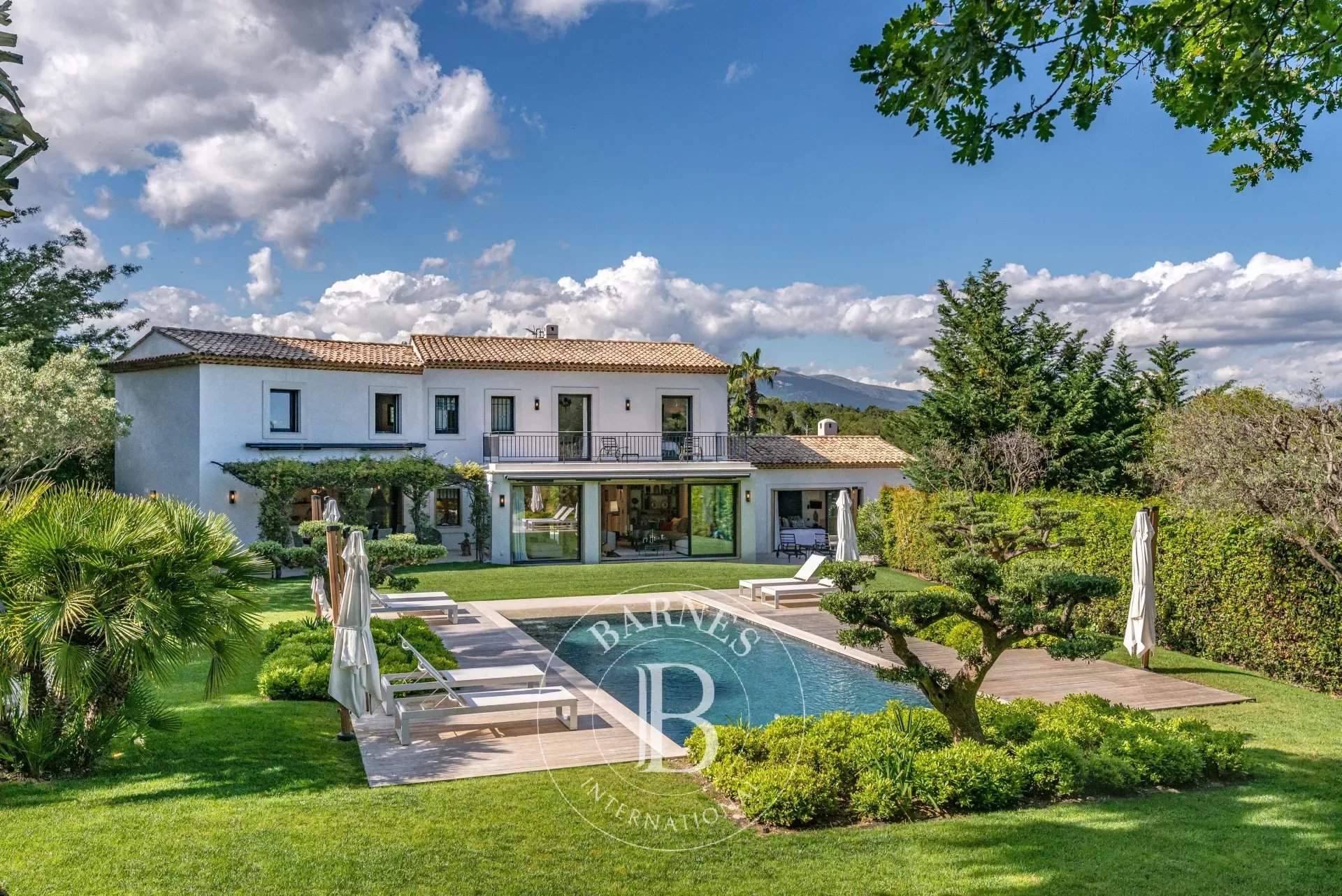 Maison à Vendre 9 Pièces 420 M2 Mougins - 5 500 000