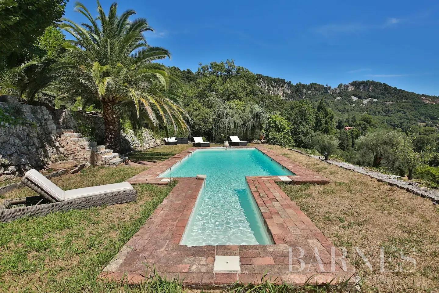 Grasse- Charming villa- 7 bedrooms- Panoramic sea and mountain view picture 19