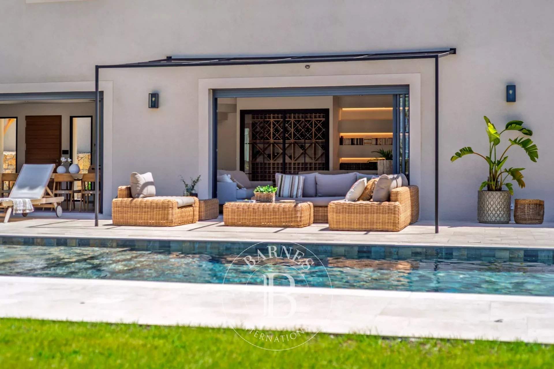 New 5 bedroom villa - Grasse picture 16