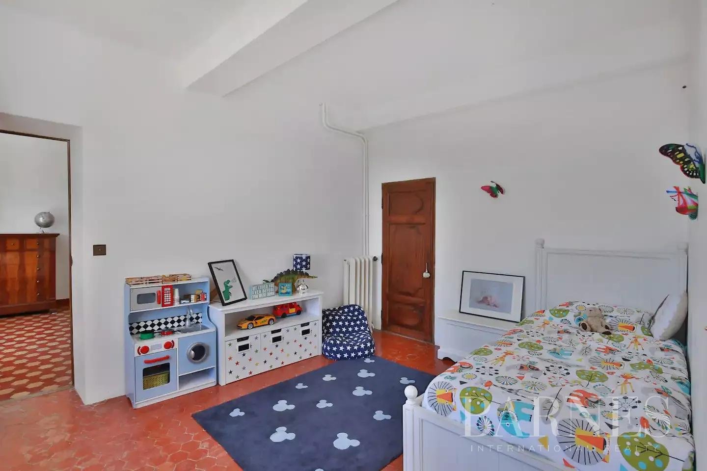 Grasse- Charming villa- 7 bedrooms- Panoramic sea and mountain view picture 12