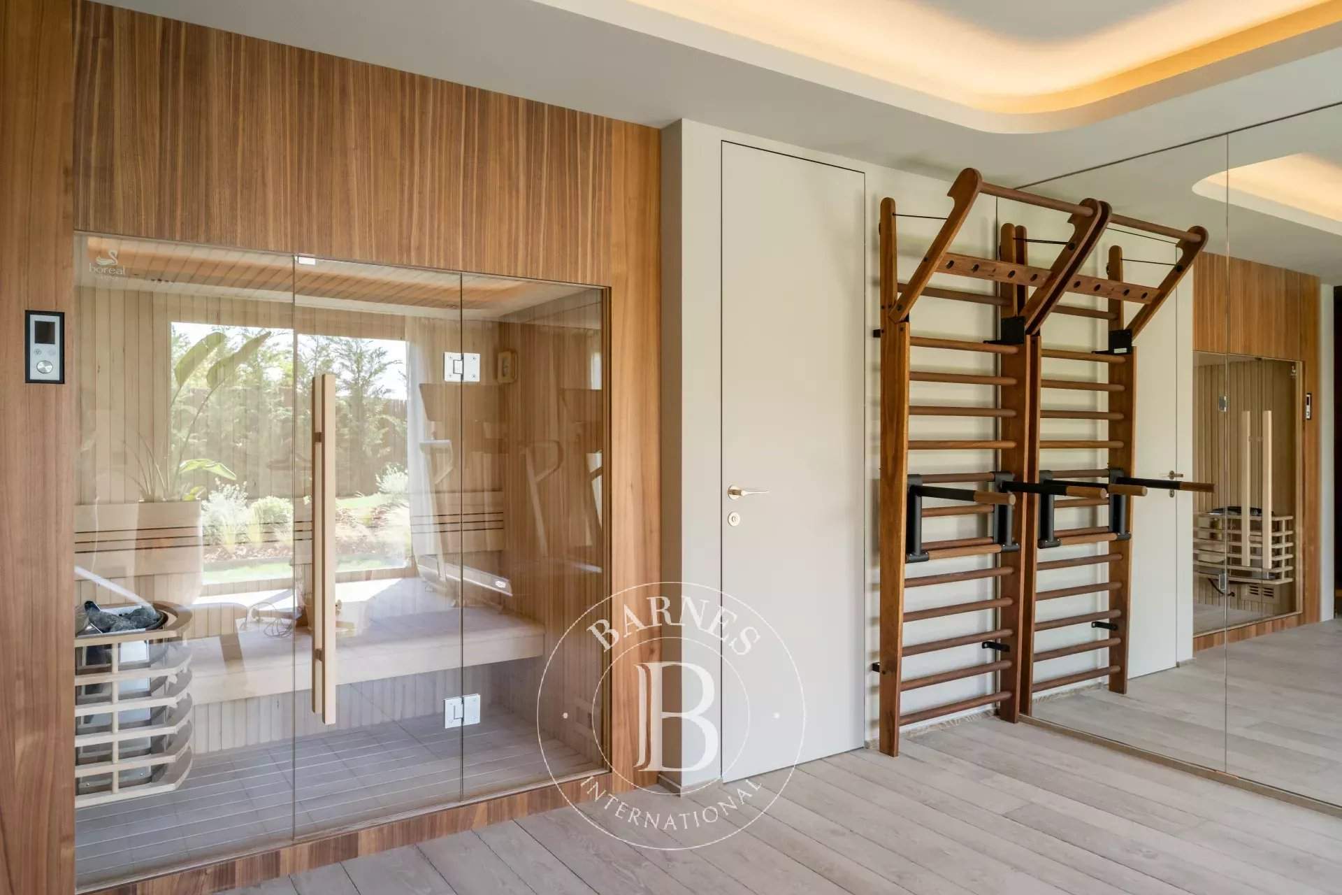 Luxury Villa 5 Bedrooms - Swimming pool - Mediterranean Garden picture 16