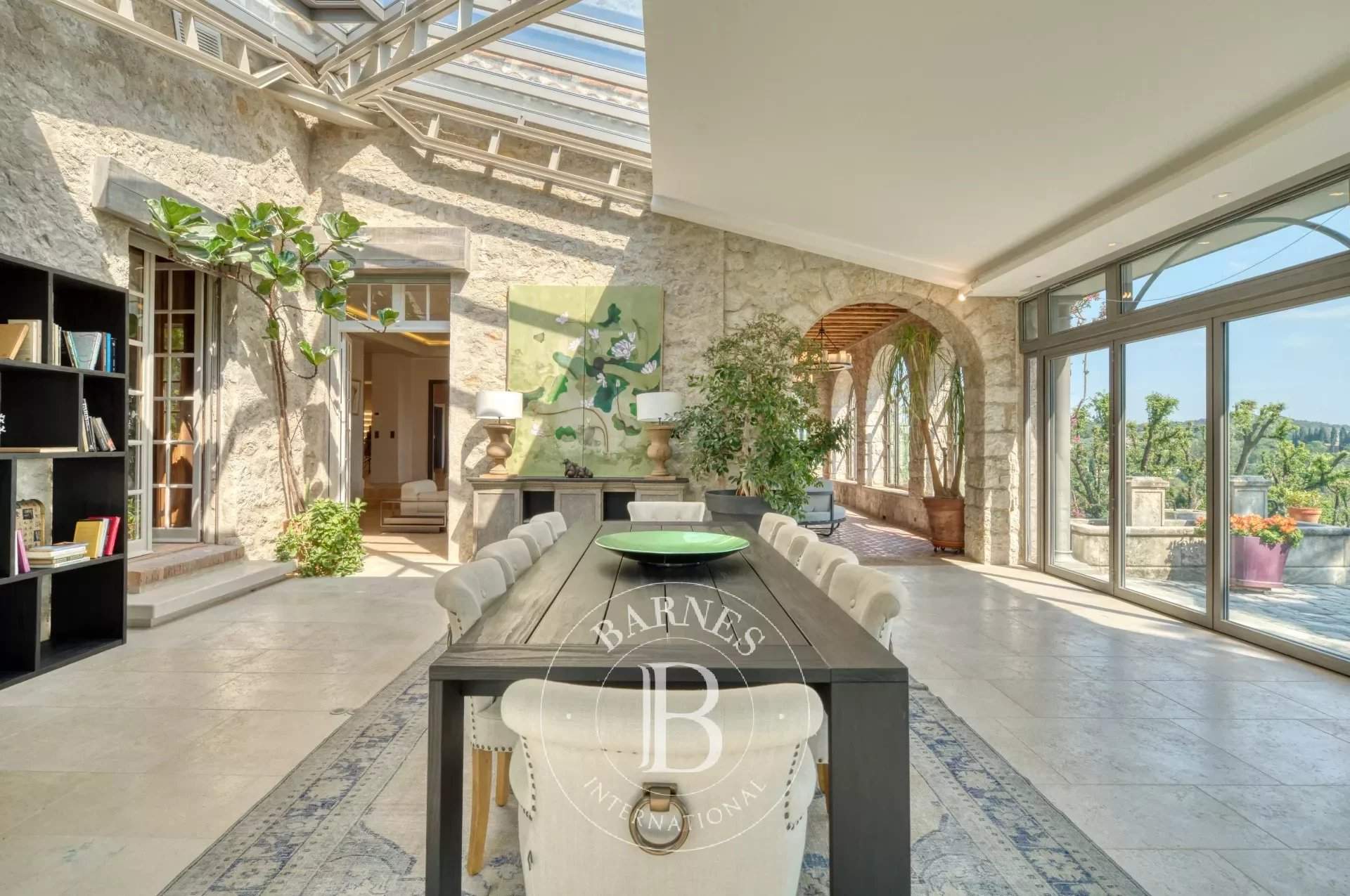 Mougins - Exceptional Estate - 11 bedrooms - Pool - Tennis picture 13