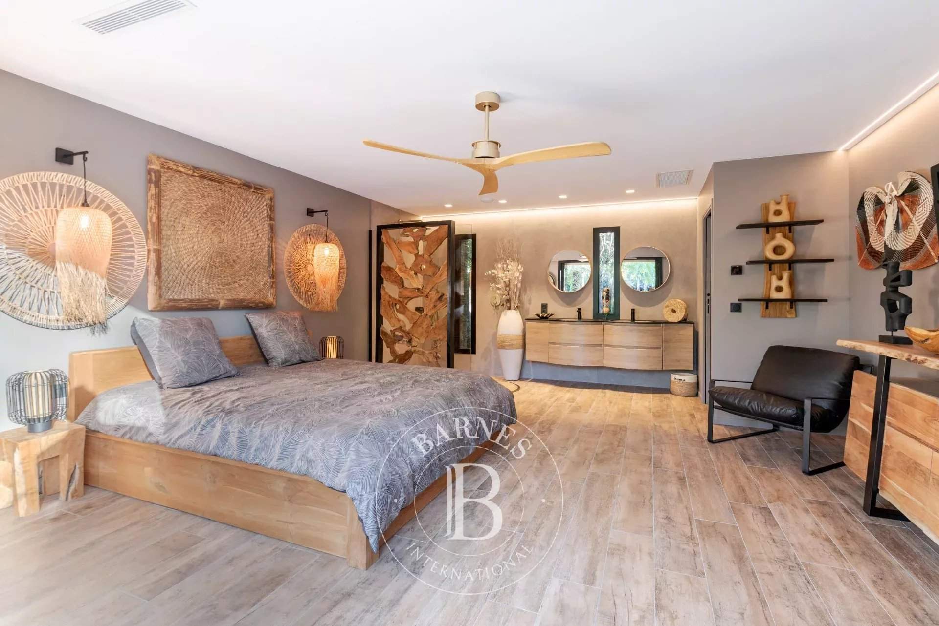 Mougins  - Villa 8 Pièces 6 Chambres - picture 10