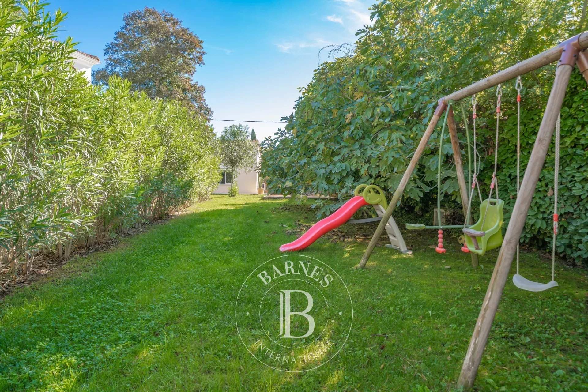 La Roquette-sur-Siagne  - Villa 7 Pièces 5 Chambres - picture 12