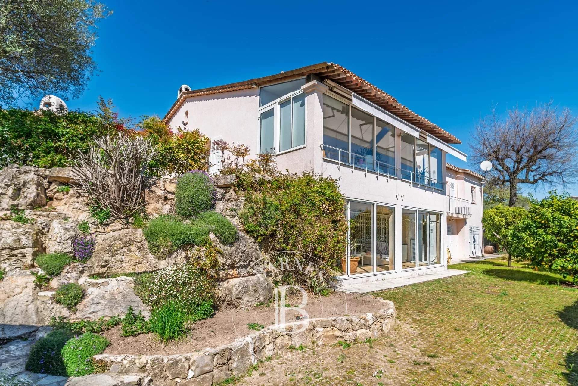 Le Rouret  - Maison 7 Pi&egrave;ces 5 Chambres - picture 19