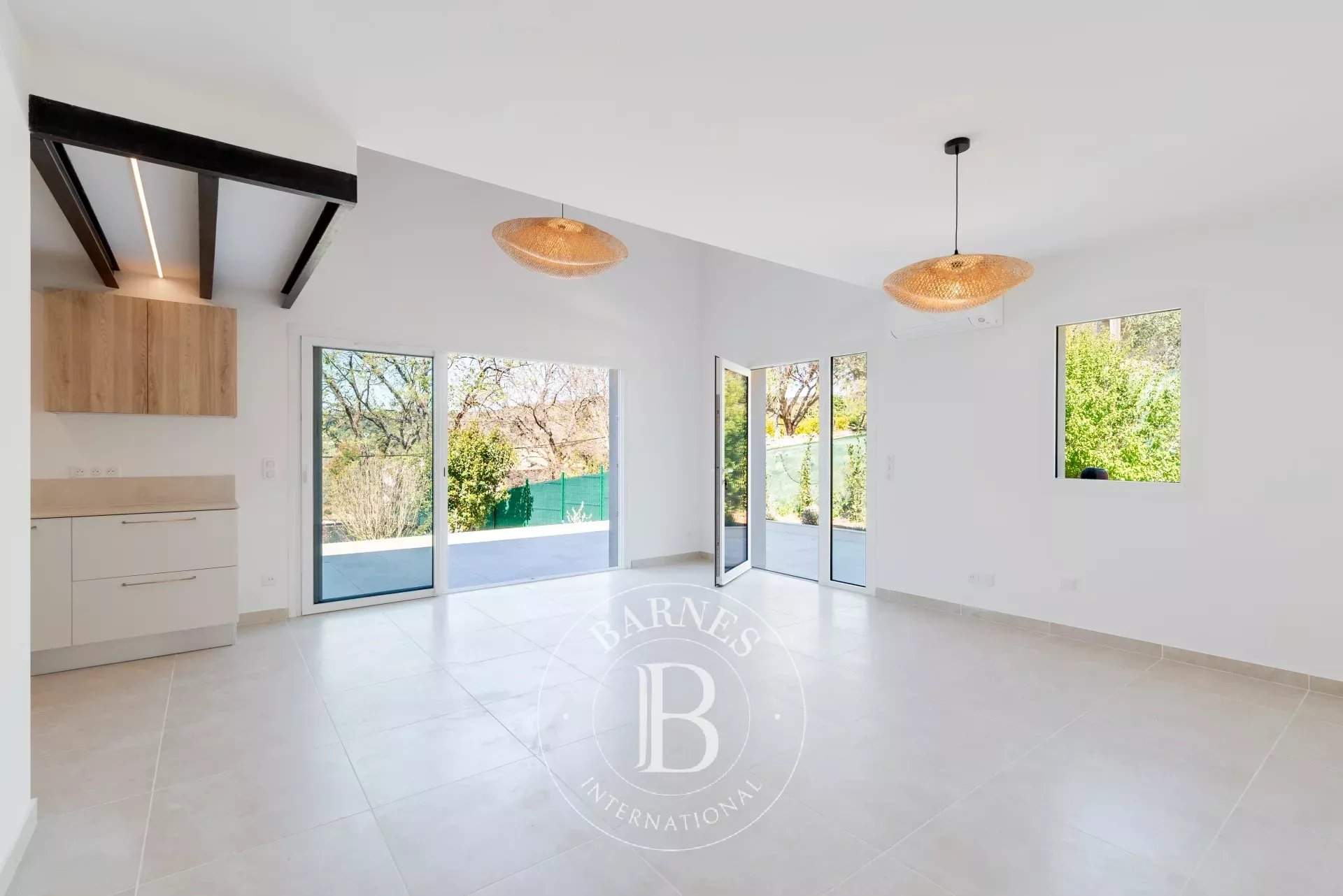 Biot  - Villa 5 Pi&egrave;ces 3 Chambres - picture 4