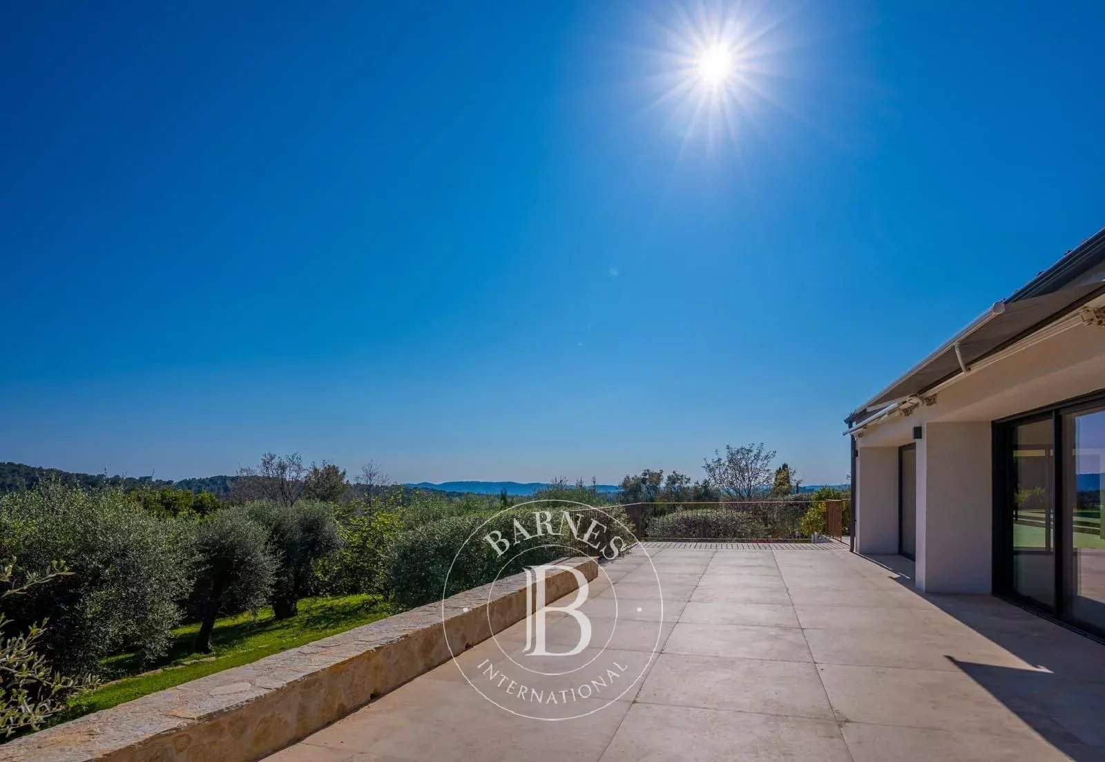 Valbonne  - Villa 8 Pi&egrave;ces 5 Chambres - picture 11