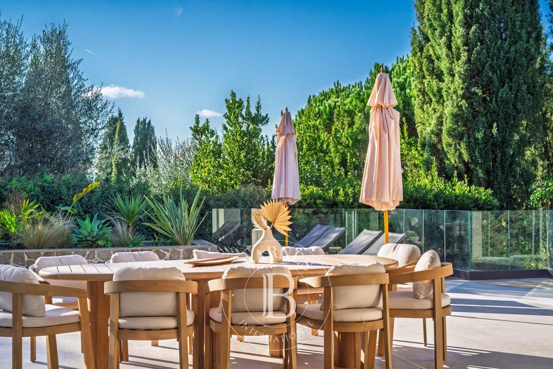 Mougins  - Villa 7 Pi&egrave;ces 5 Chambres - picture 16