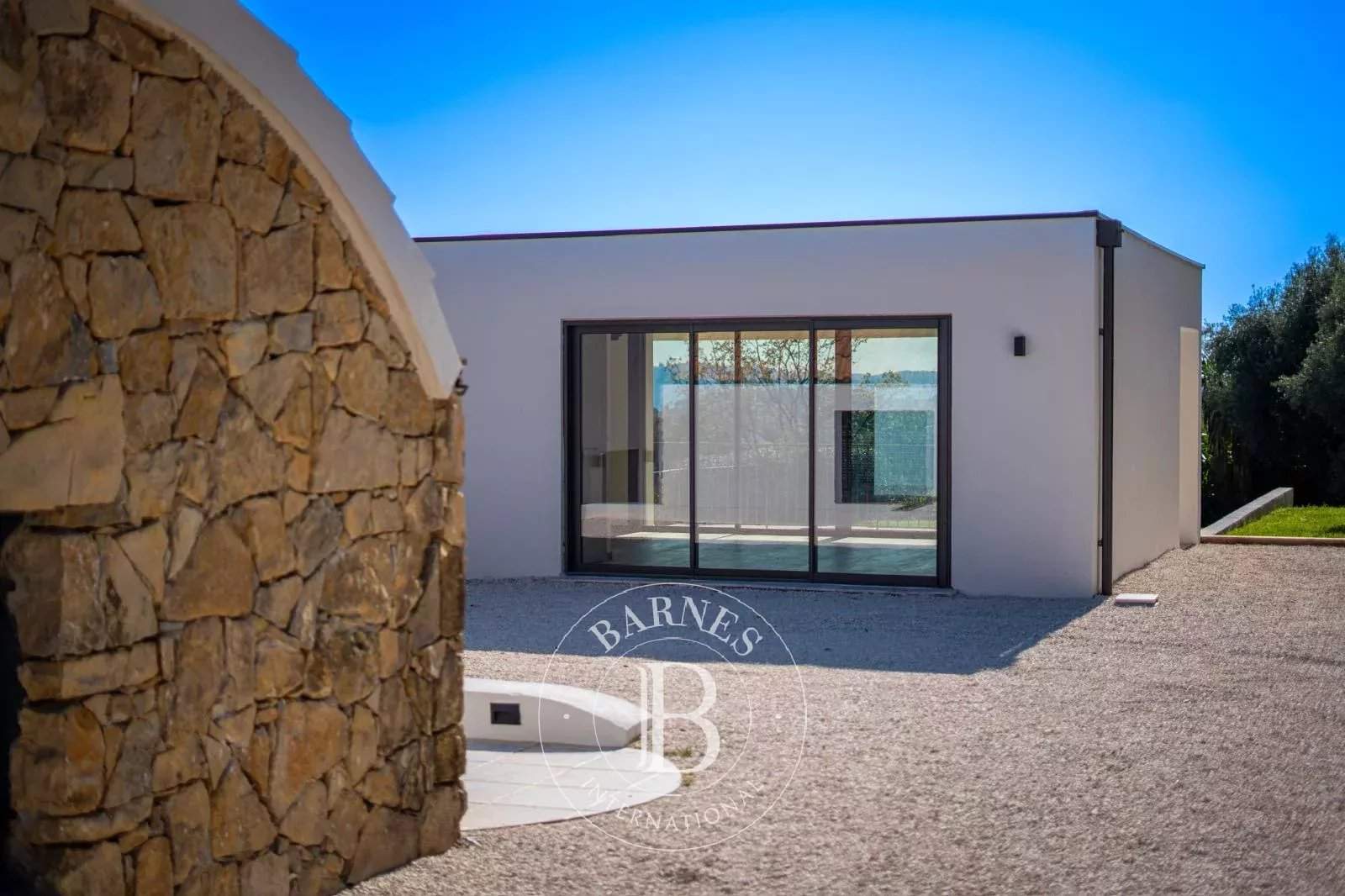 Valbonne  - Villa 8 Pi&egrave;ces 5 Chambres - picture 5