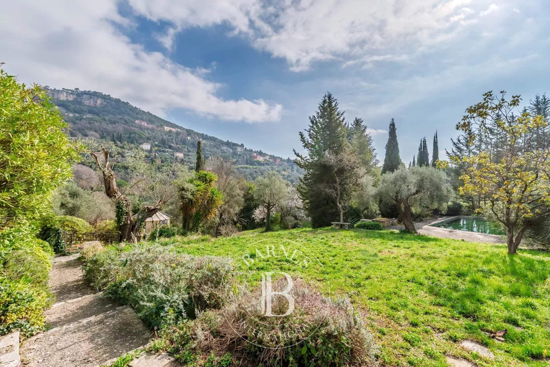 Grasse  - Bastide 5 Pi&egrave;ces 3 Chambres - picture 4