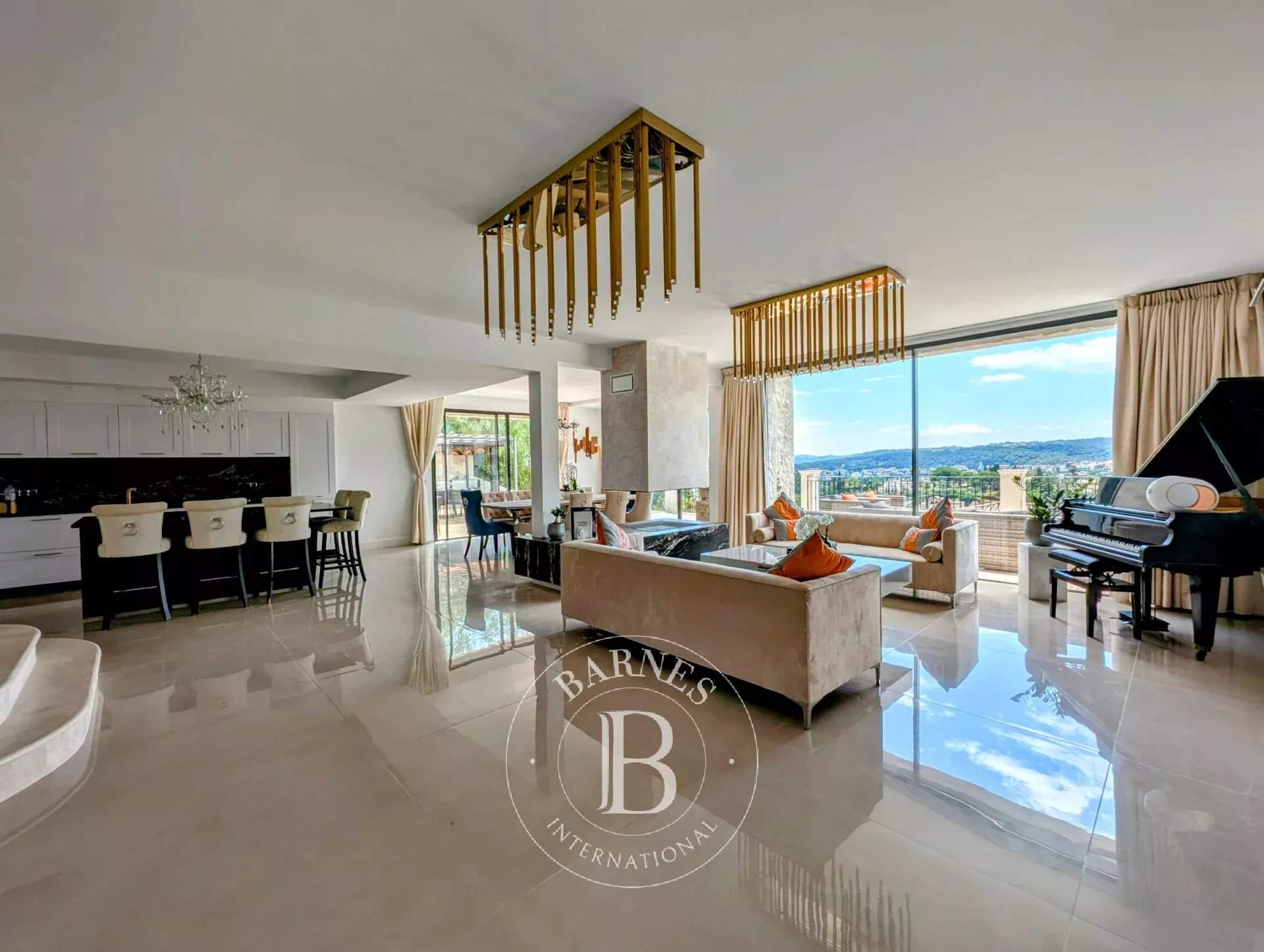 Villa walking distance to Saint Paul de Vence - 5 bedrooms picture 1