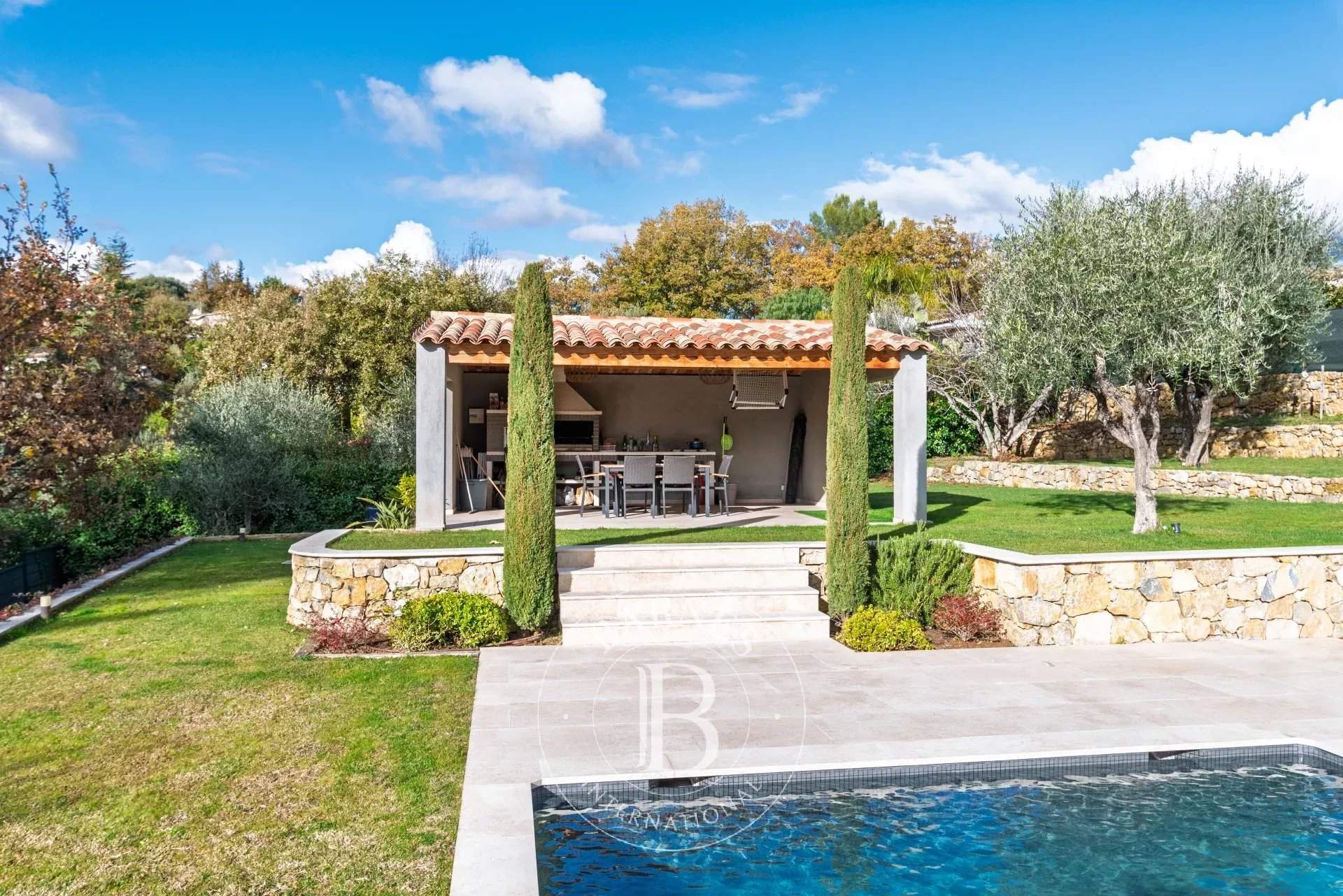 Le Rouret  - Villa 4 Bedrooms - picture 7