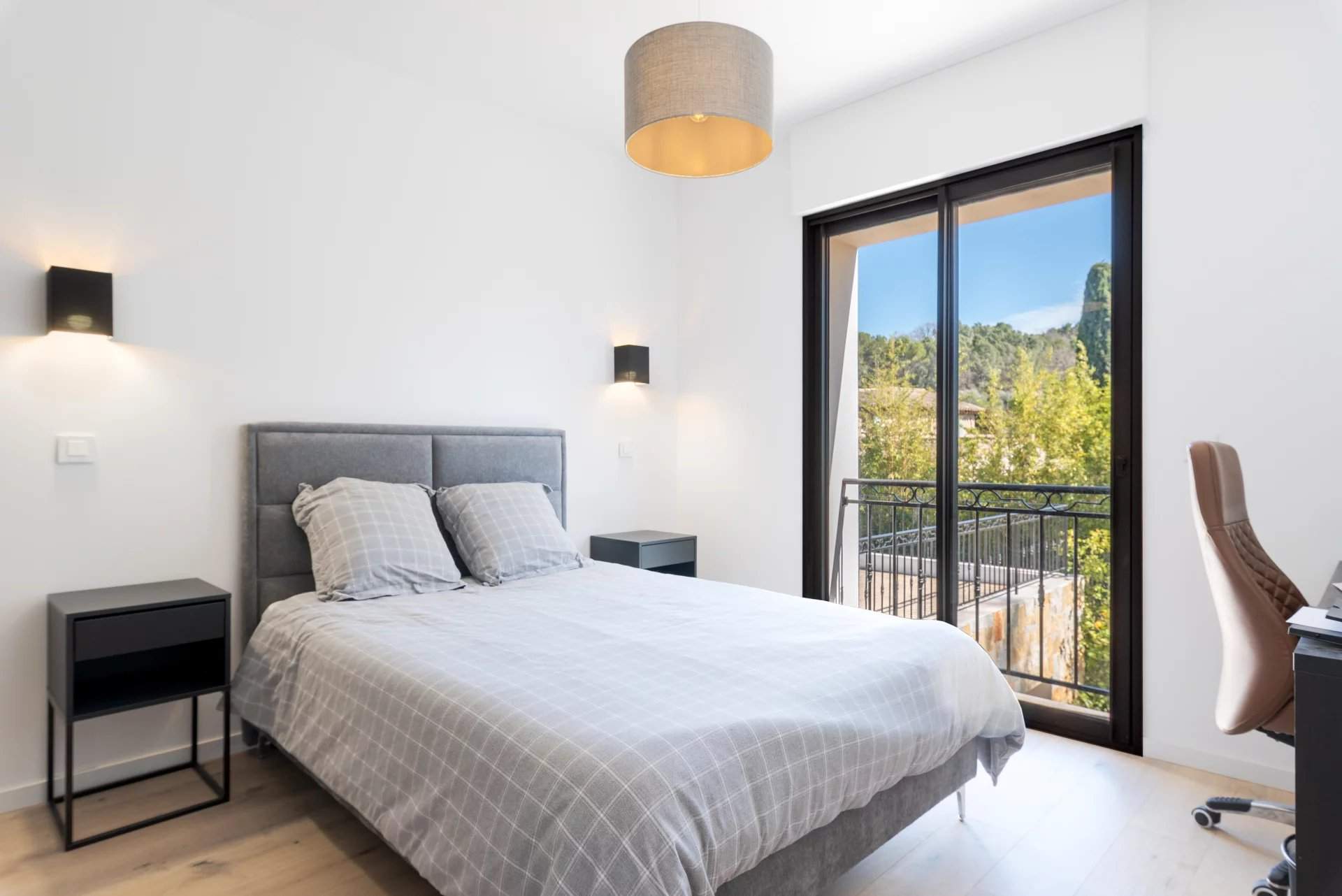 Valbonne  - Villa 8 Pi&egrave;ces 5 Chambres - picture 18