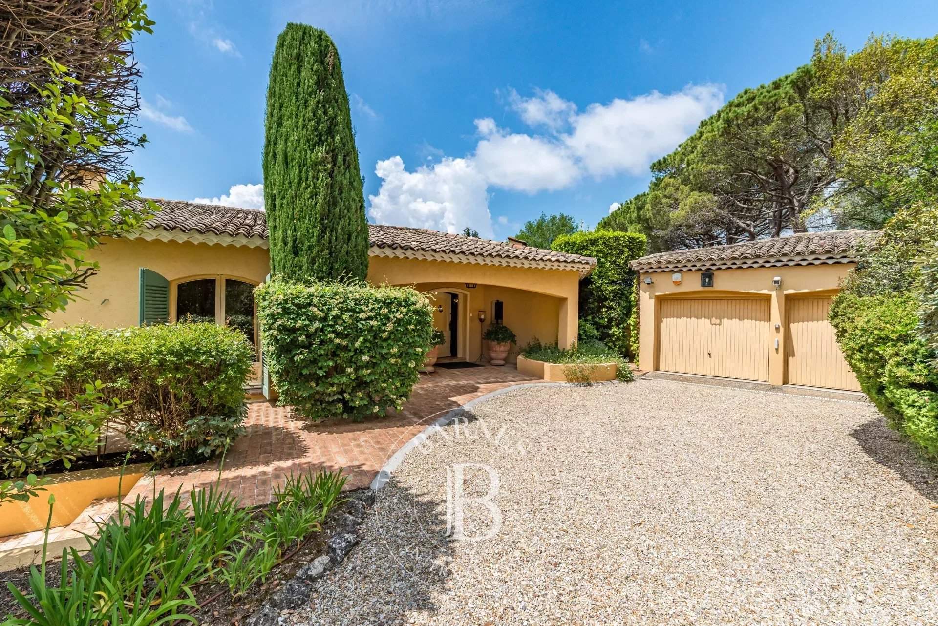 Mougins  - House 4 Bedrooms - picture 15