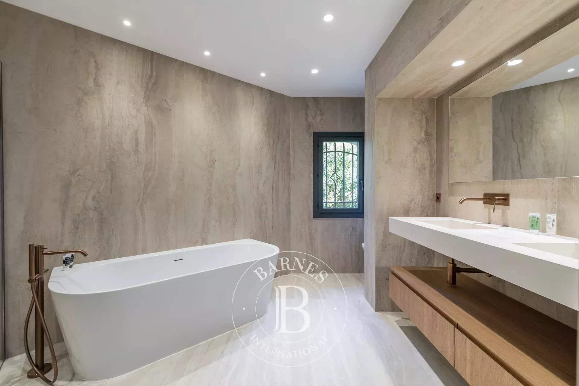 Mougins  - Maison 10 Pièces - picture 12