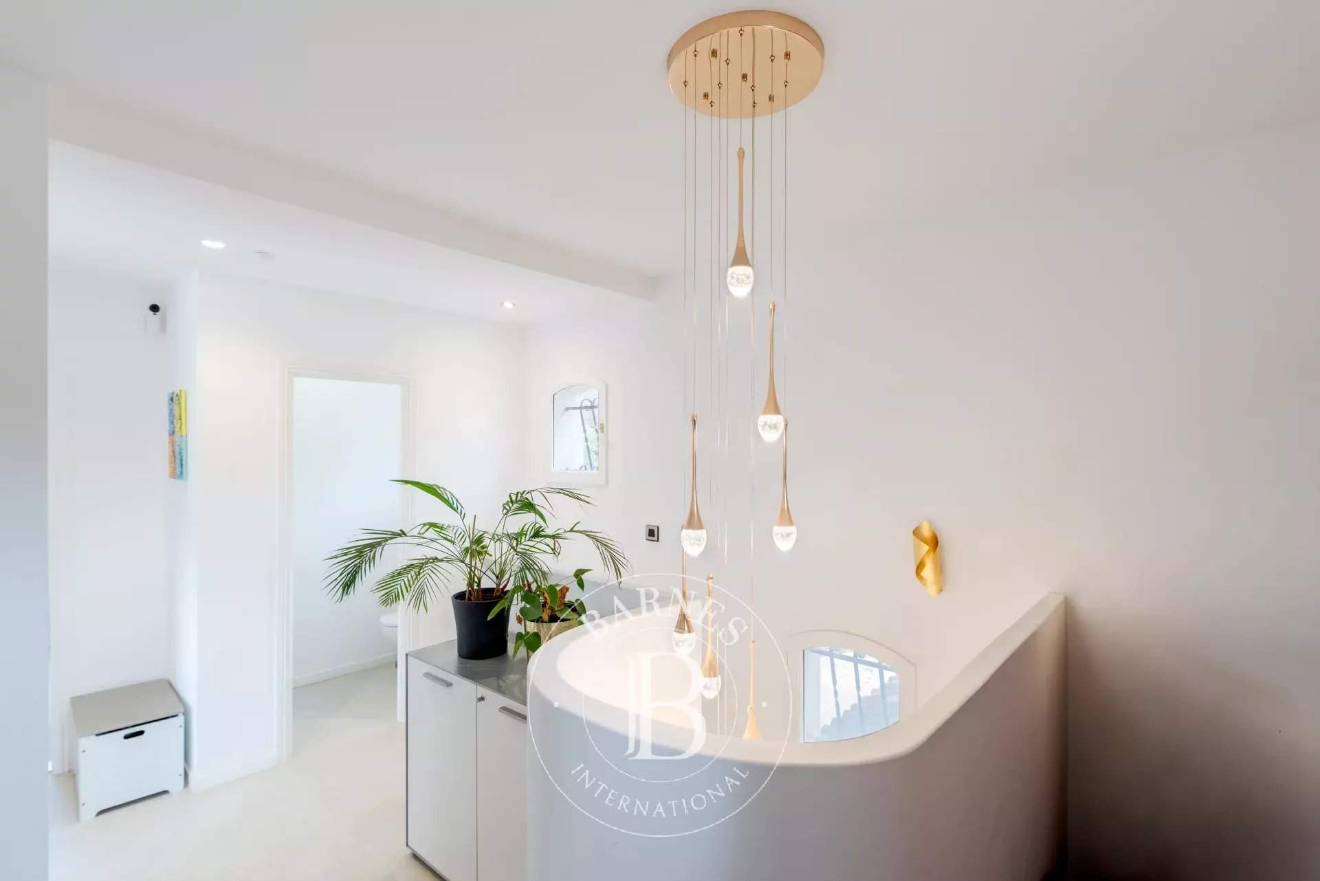 Roquefort-les-Pins  - Villa 7 Pi&egrave;ces 5 Chambres - picture 13