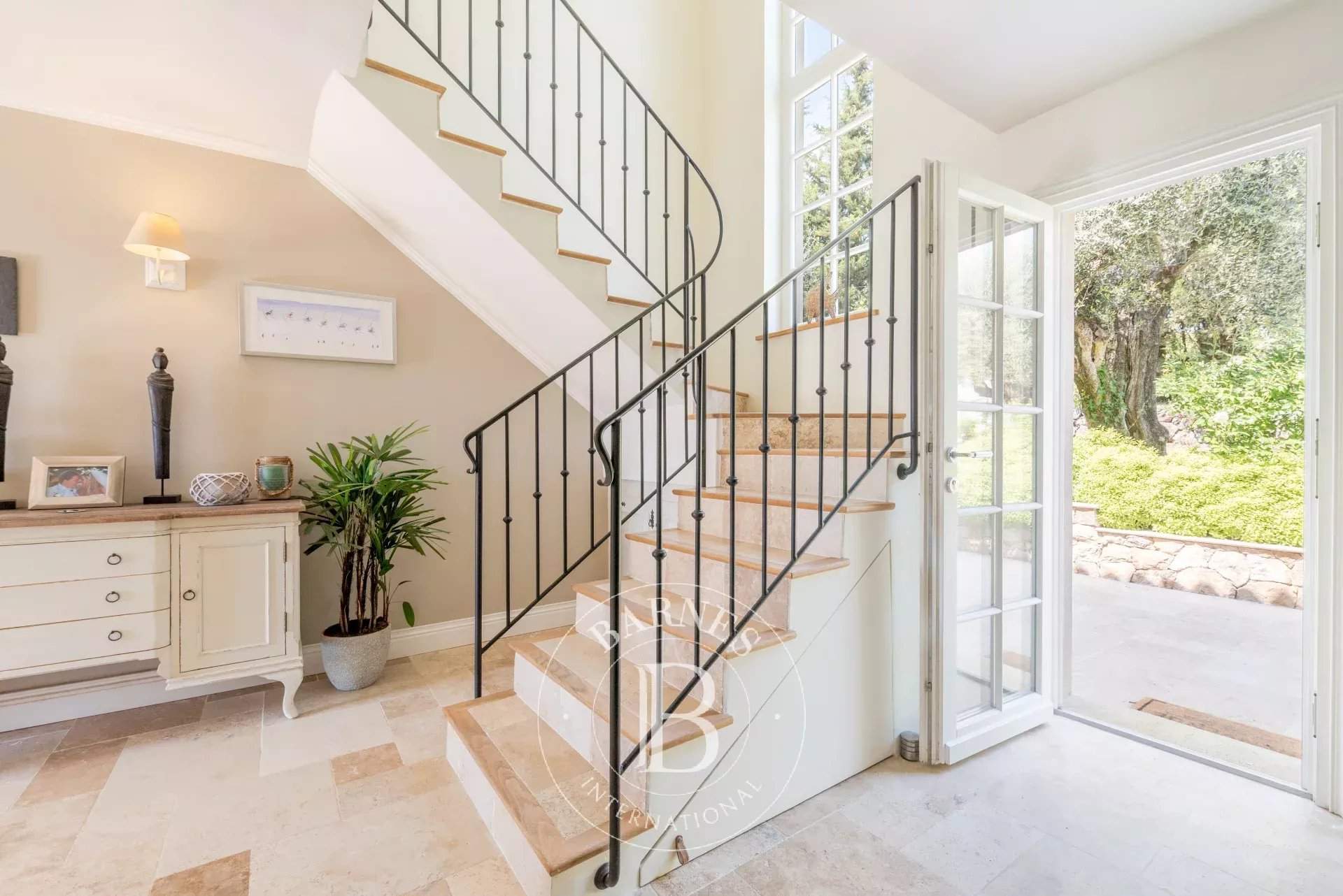 Roquefort-les-Pins  - Villa 7 Pi&egrave;ces 5 Chambres - picture 16