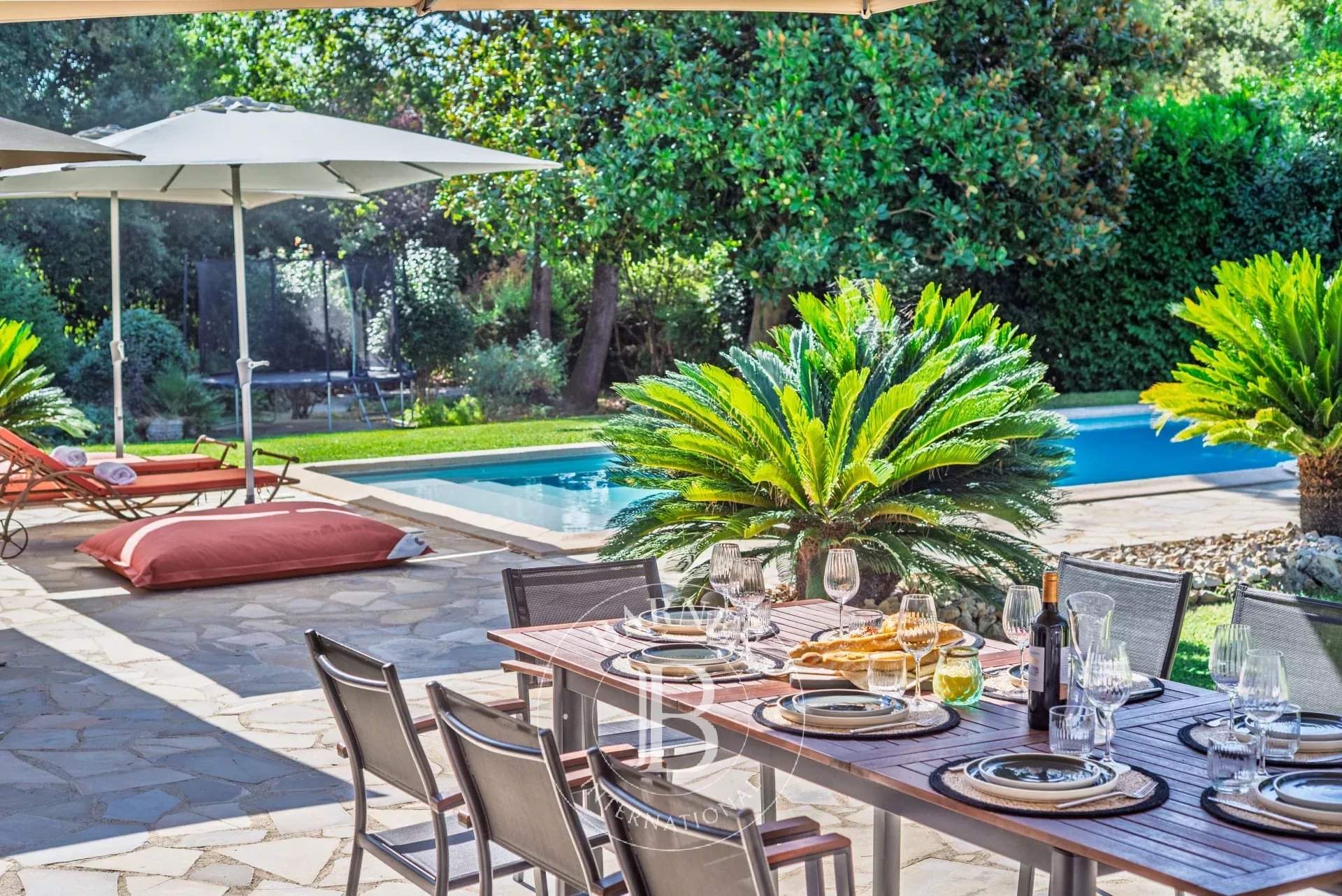 Roquefort-les-Pins  - Villa 7 Pièces 5 Chambres - picture 5