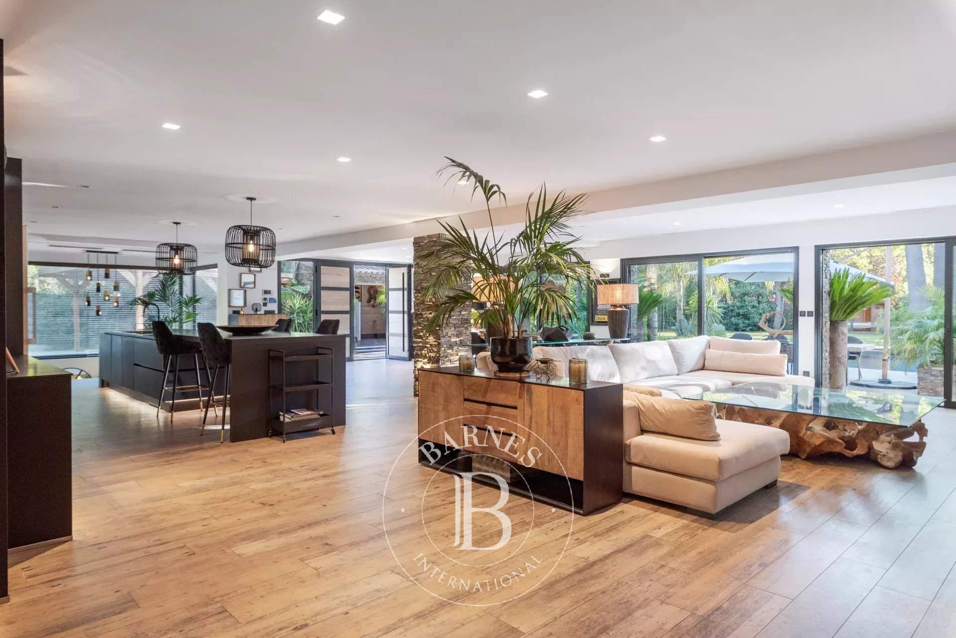 Mougins  - Villa 8 Pièces 6 Chambres - picture 6