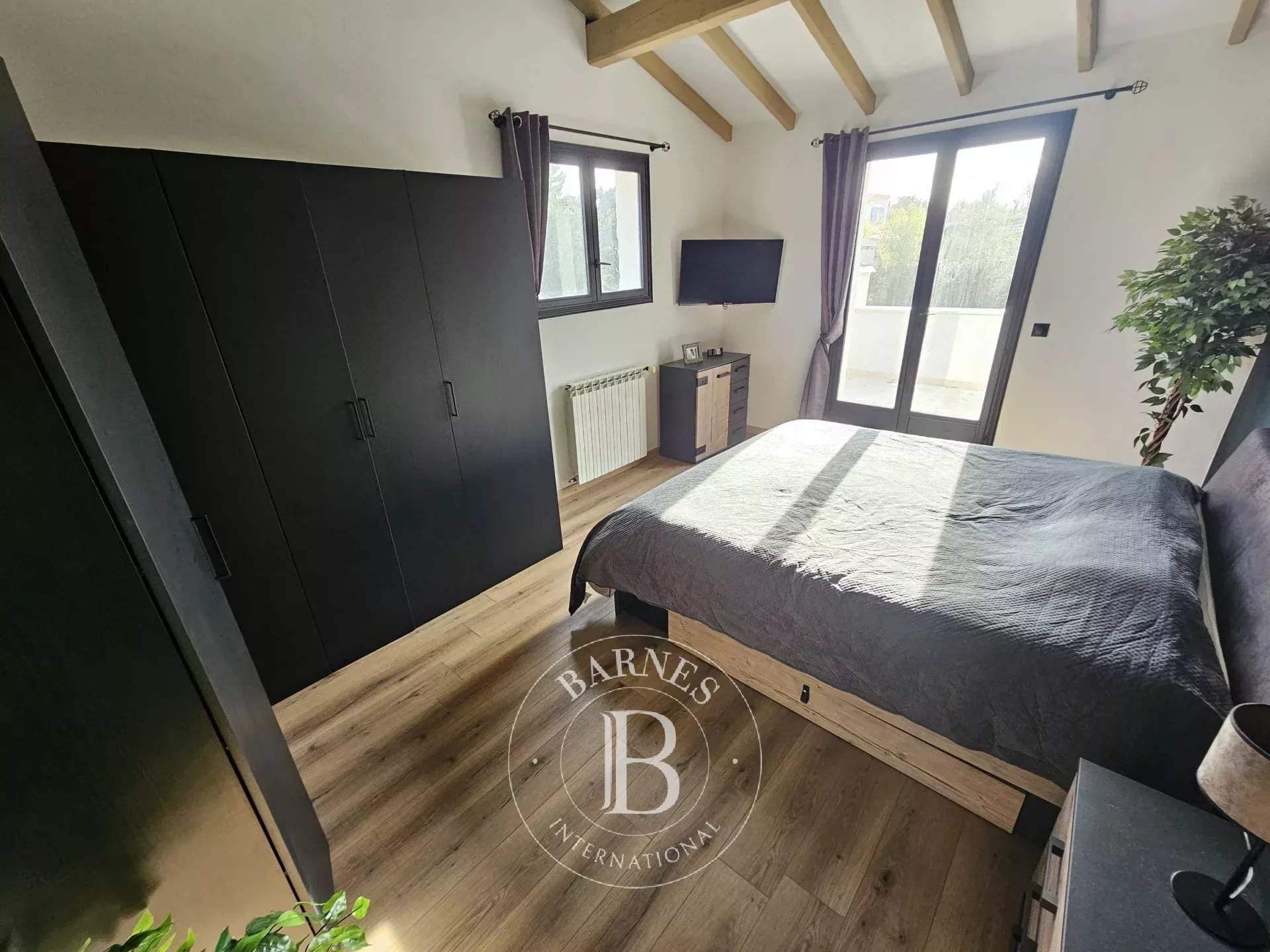 Roquefort-les-Pins  - Maison 6 Pi&egrave;ces 4 Chambres - picture 9