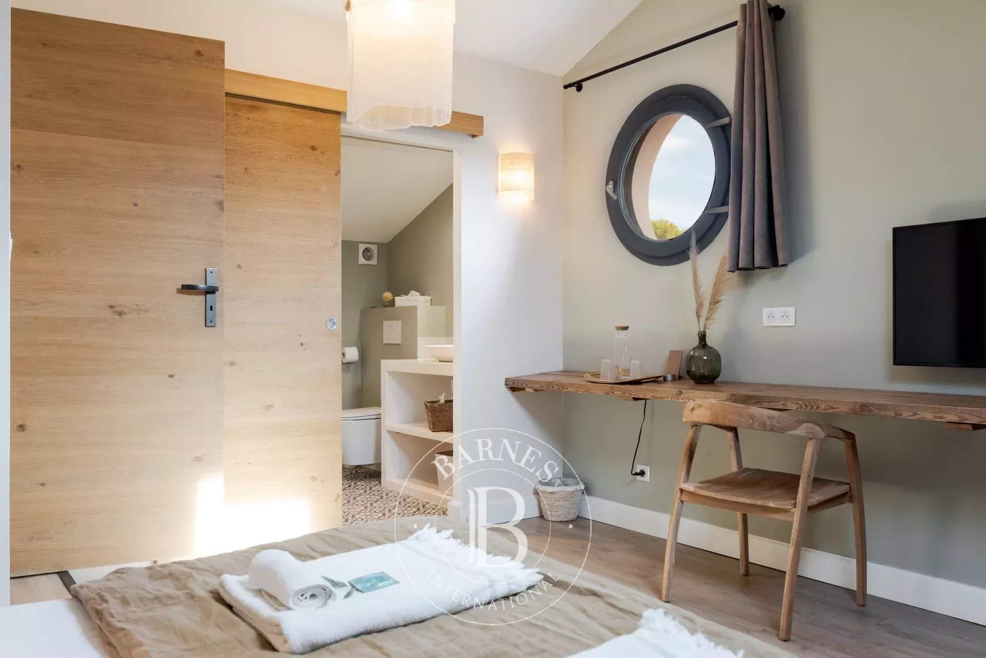 Roquefort-les-Pins  - Villa 15 Pi&egrave;ces 9 Chambres - picture 19