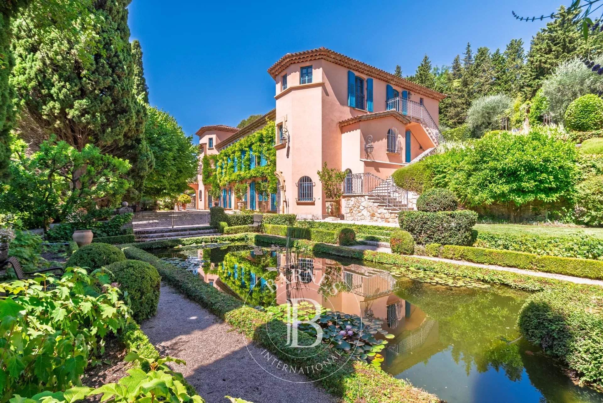 Grasse  - Property 7 Bedrooms - picture 6