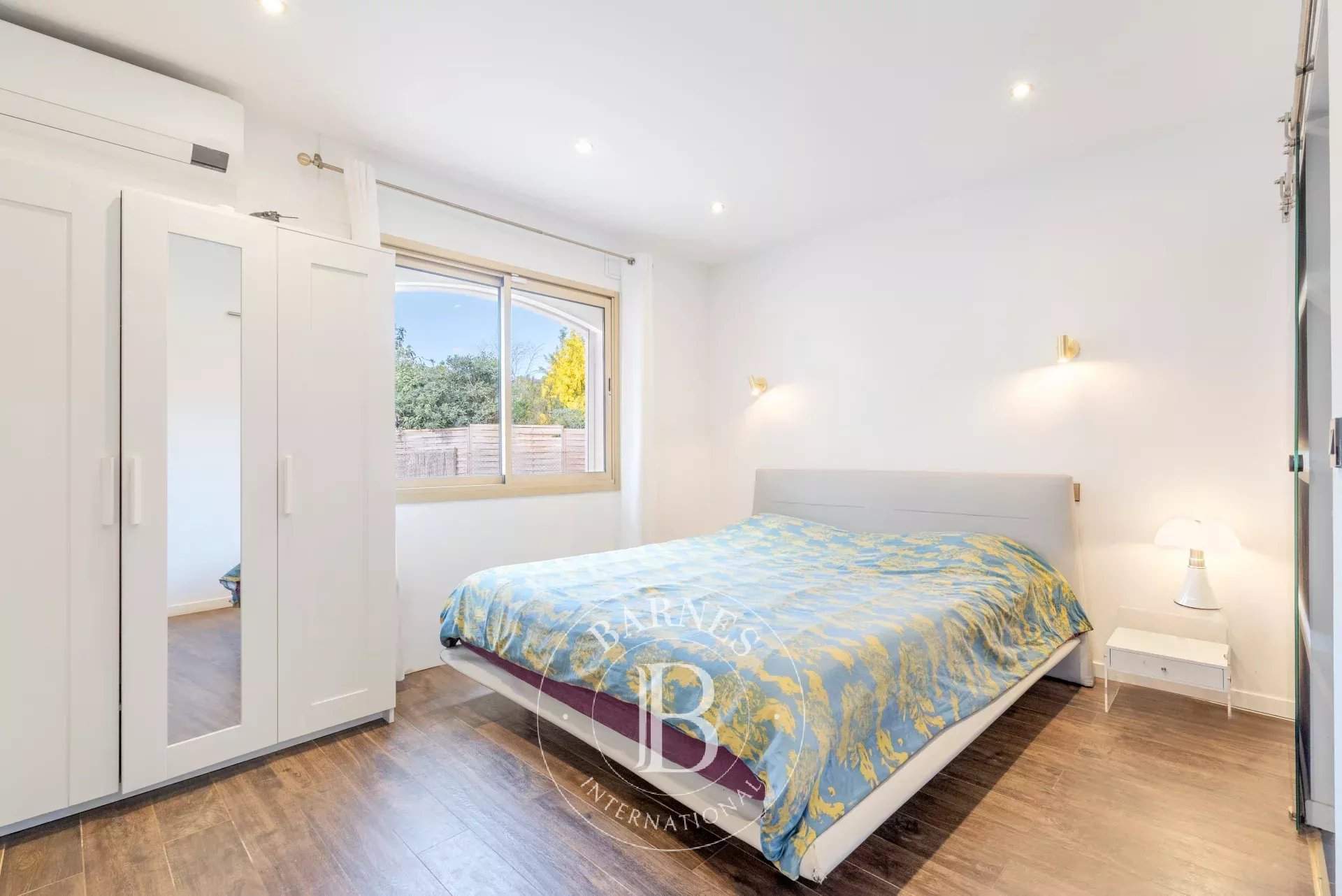 Roquefort-les-Pins  - Villa 7 Pi&egrave;ces 5 Chambres - picture 17