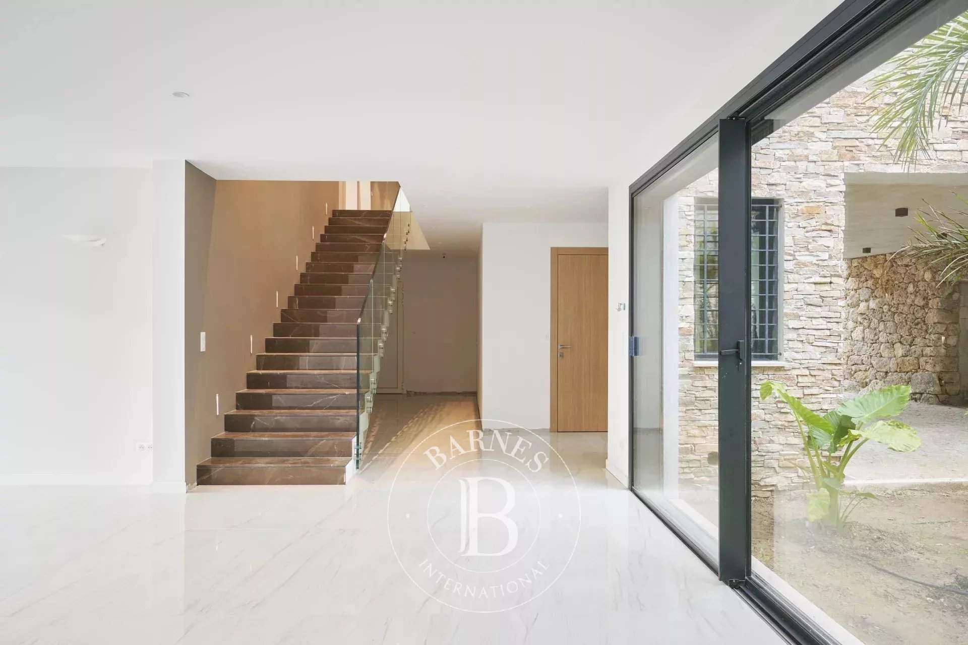 Mougins  - House 5 Bedrooms - picture 16