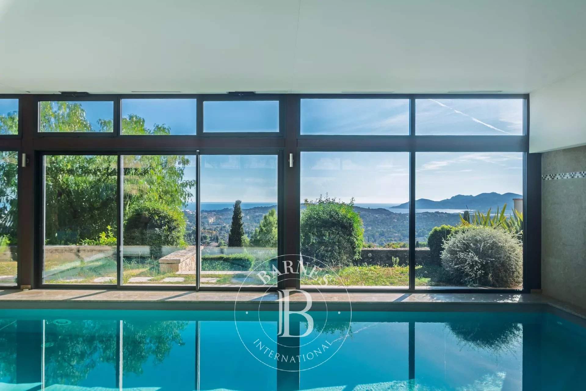 Mougins  - Villa 10 Pi&egrave;ces 5 Chambres - picture 9