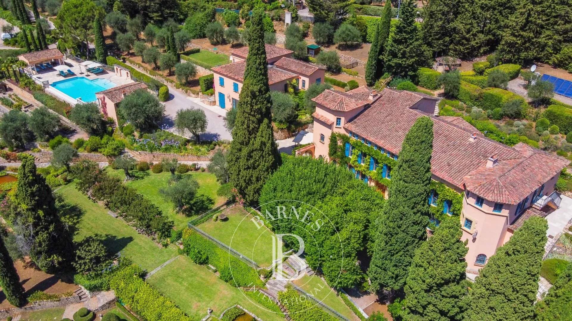 Grasse  - Property 7 Bedrooms - picture 2