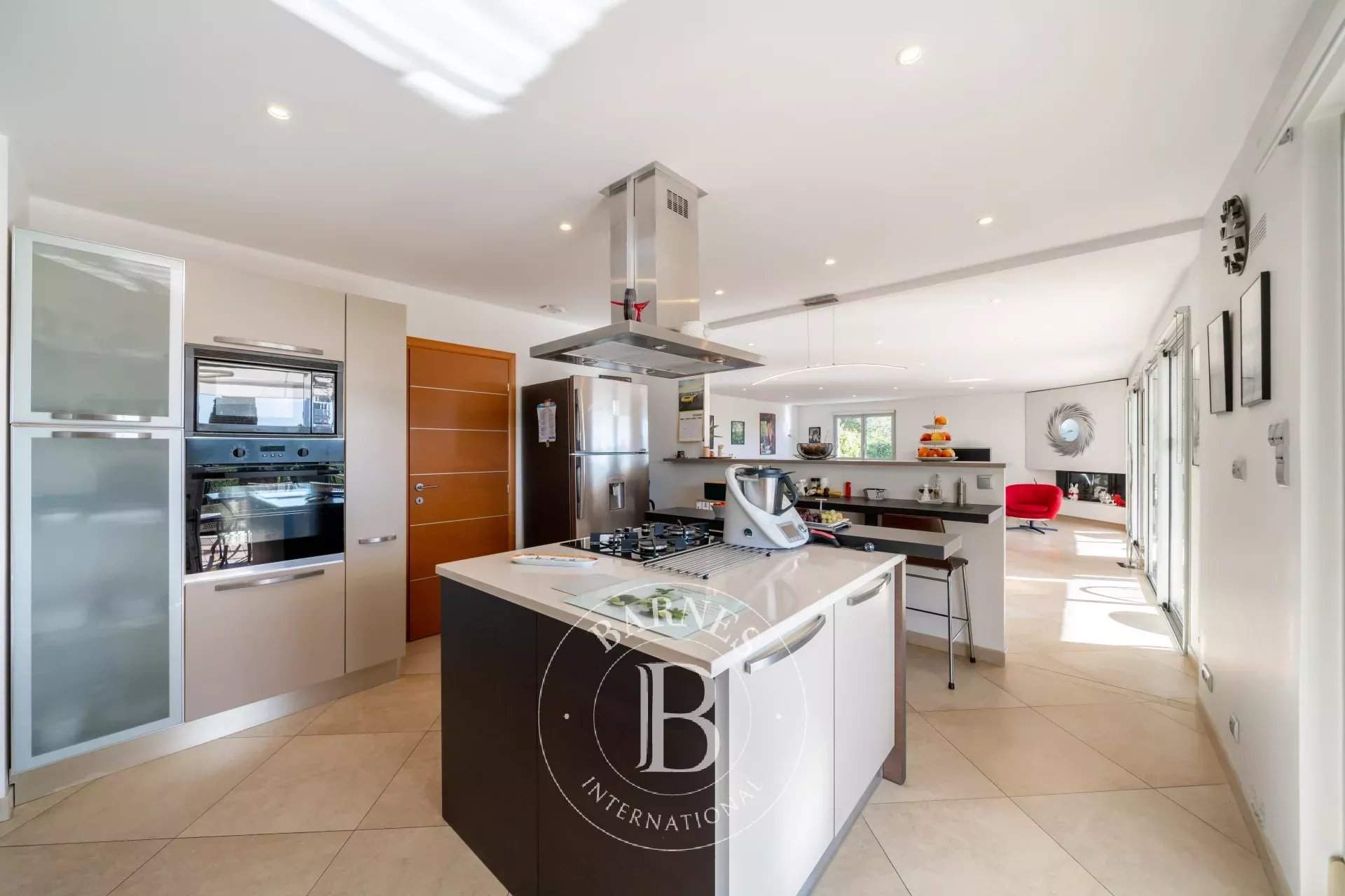 Mougins  - Villa 6 Pièces 4 Chambres - picture 8