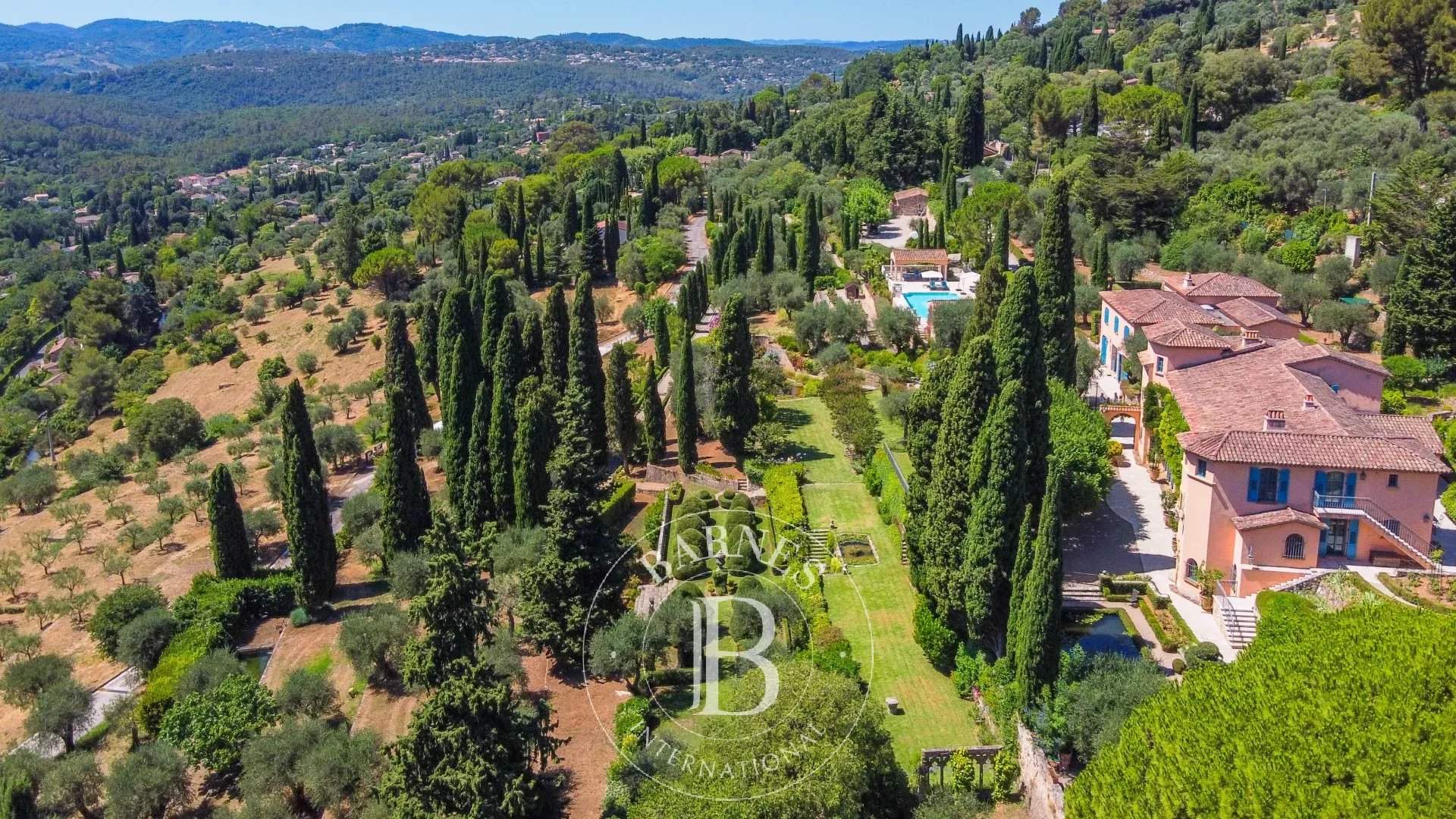 Grasse  - Property 7 Bedrooms - picture 8