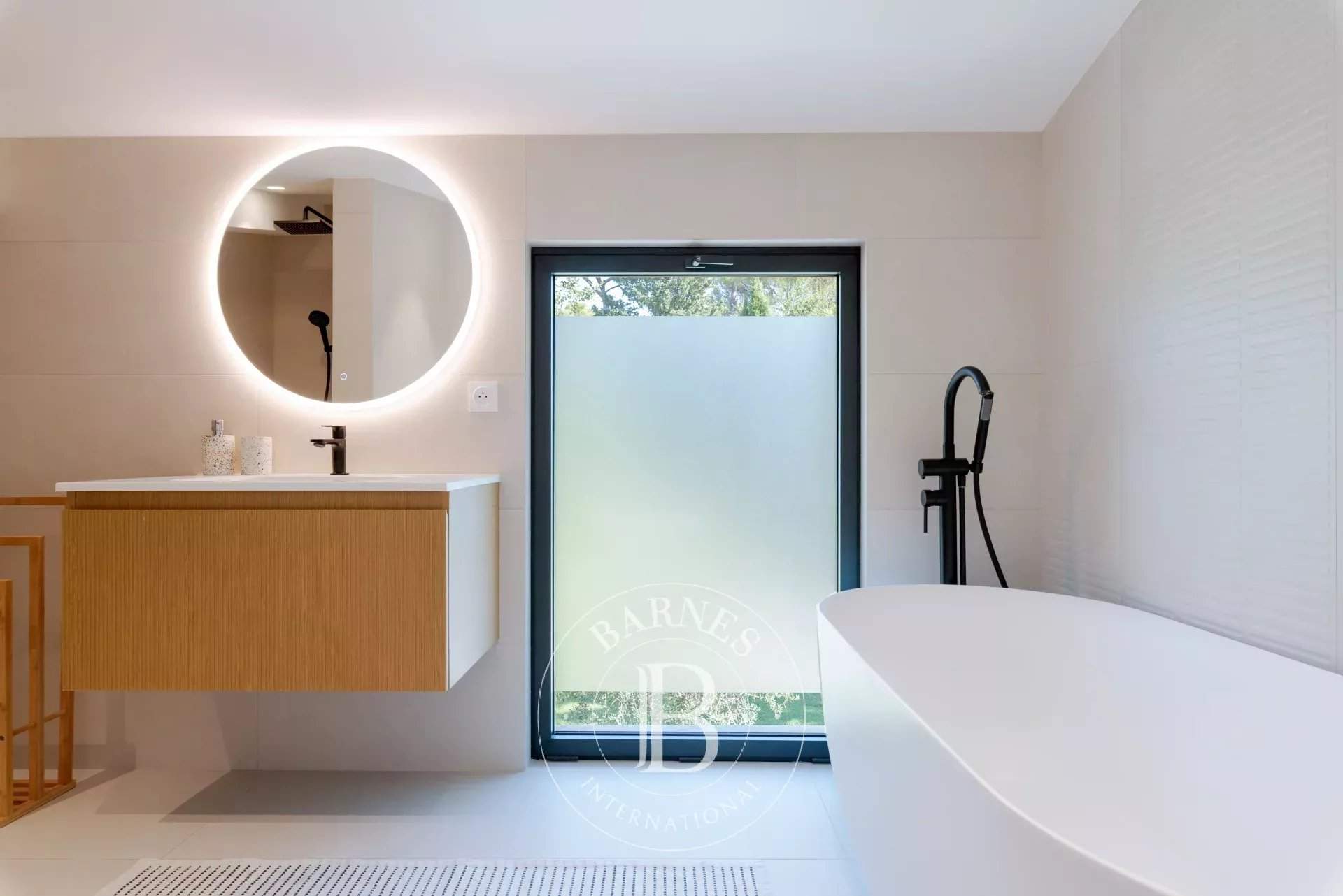 Roquefort-les-Pins  - Villa 7 Pièces 5 Chambres - picture 17