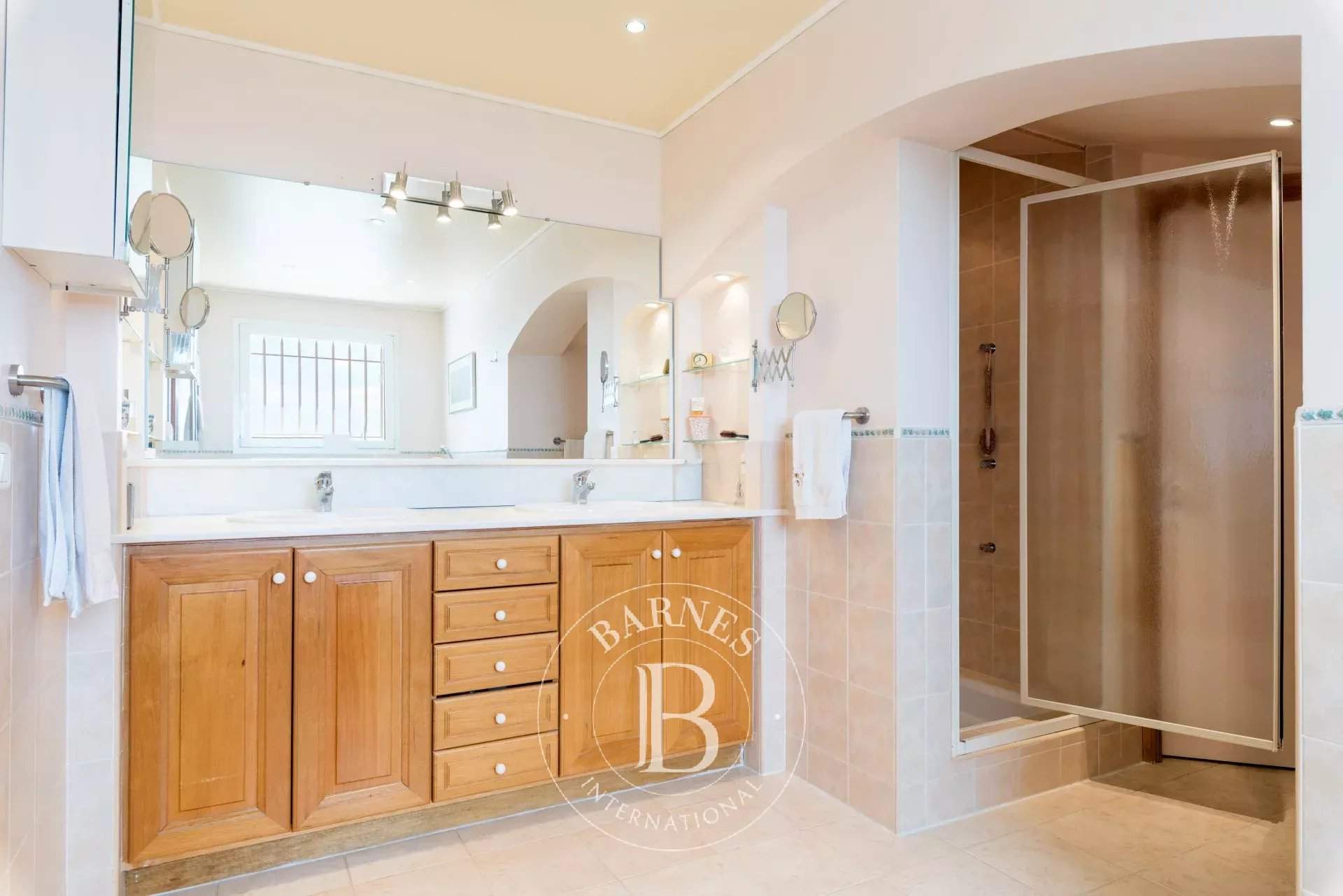 Grasse  - Villa 9 Pi&egrave;ces 5 Chambres - picture 17