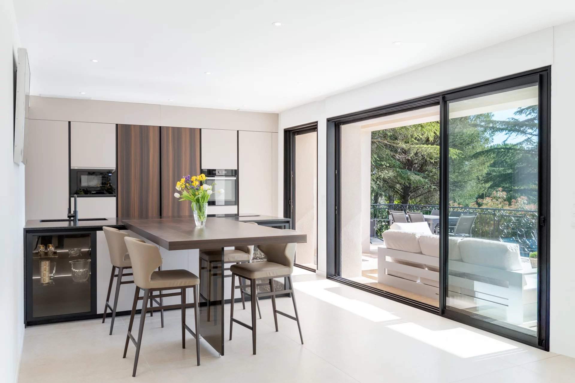 Valbonne  - Villa 8 Pi&egrave;ces 5 Chambres - picture 9