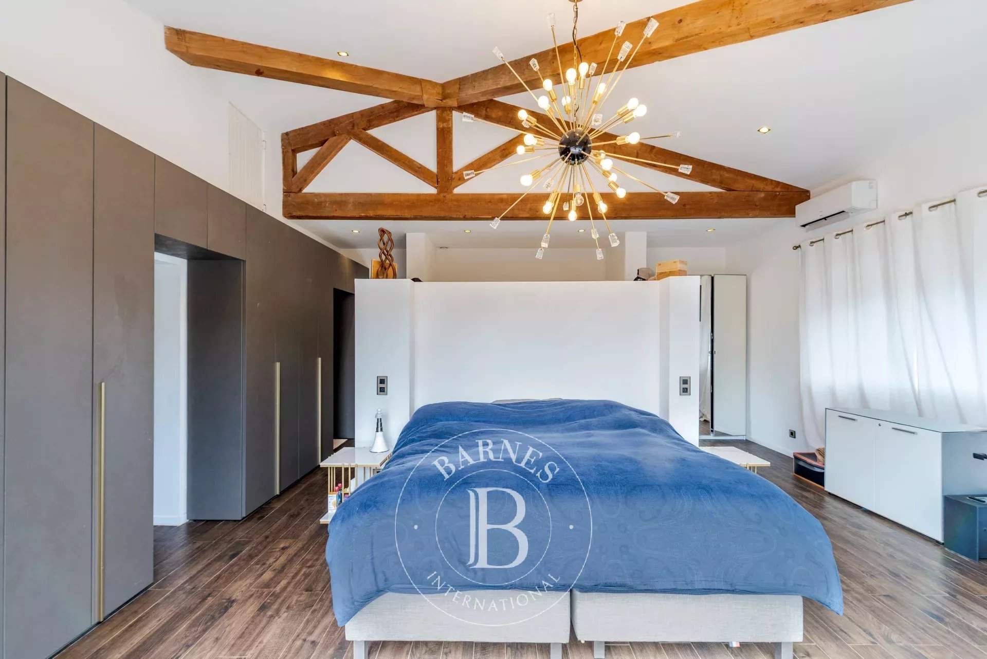 Roquefort-les-Pins  - Villa 7 Pi&egrave;ces 5 Chambres - picture 11