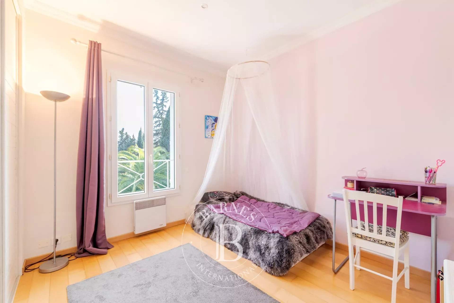 Valbonne  - Villa 7 Pi&egrave;ces 5 Chambres - picture 13