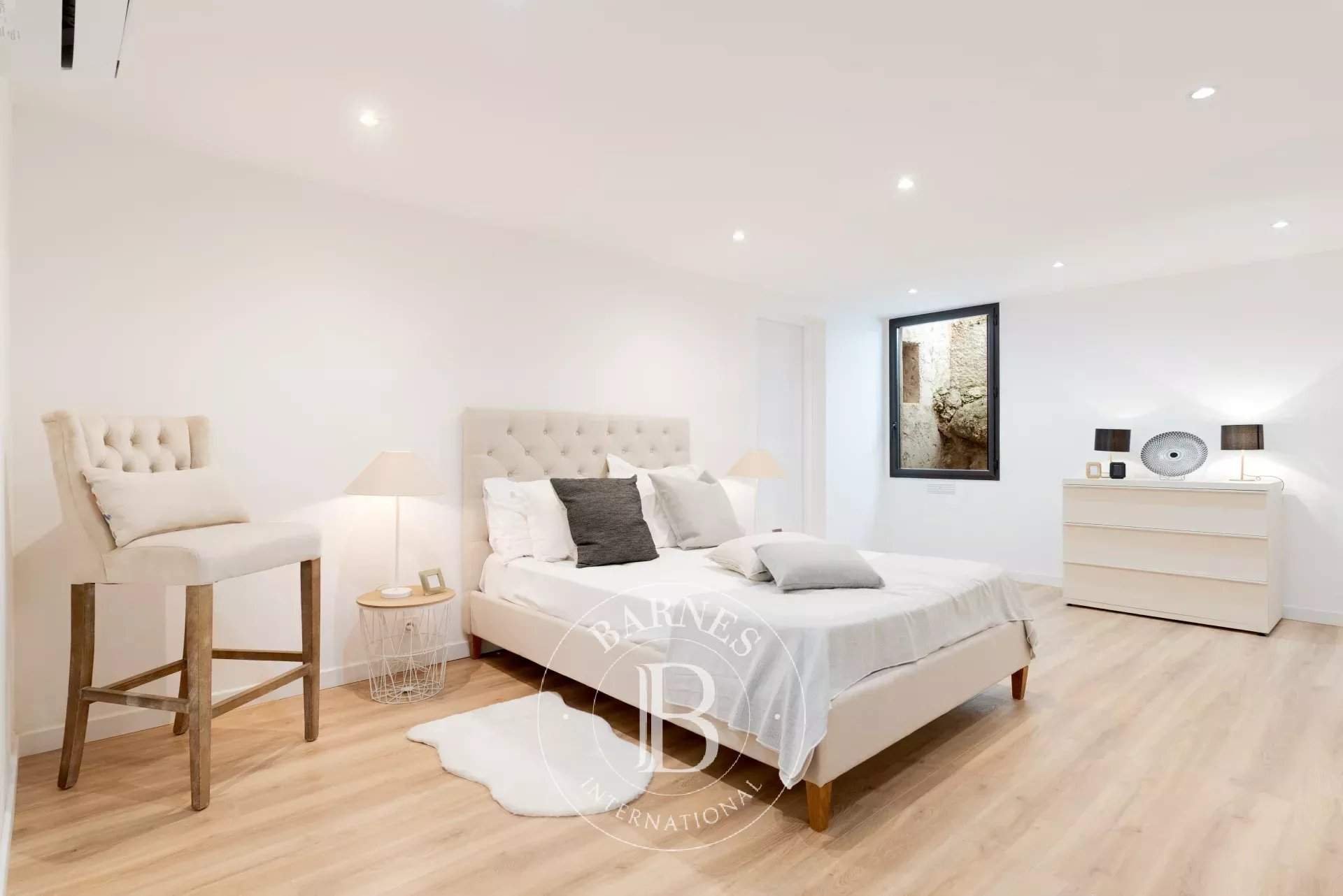 Biot  - Villa 8 Pi&egrave;ces 6 Chambres - picture 14