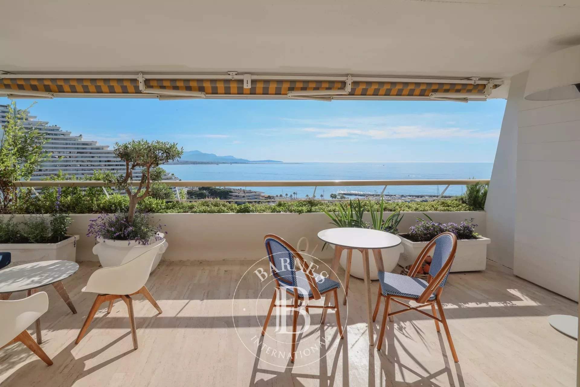 Villeneuve-Loubet  - Apartment 2 Bedrooms - picture 11