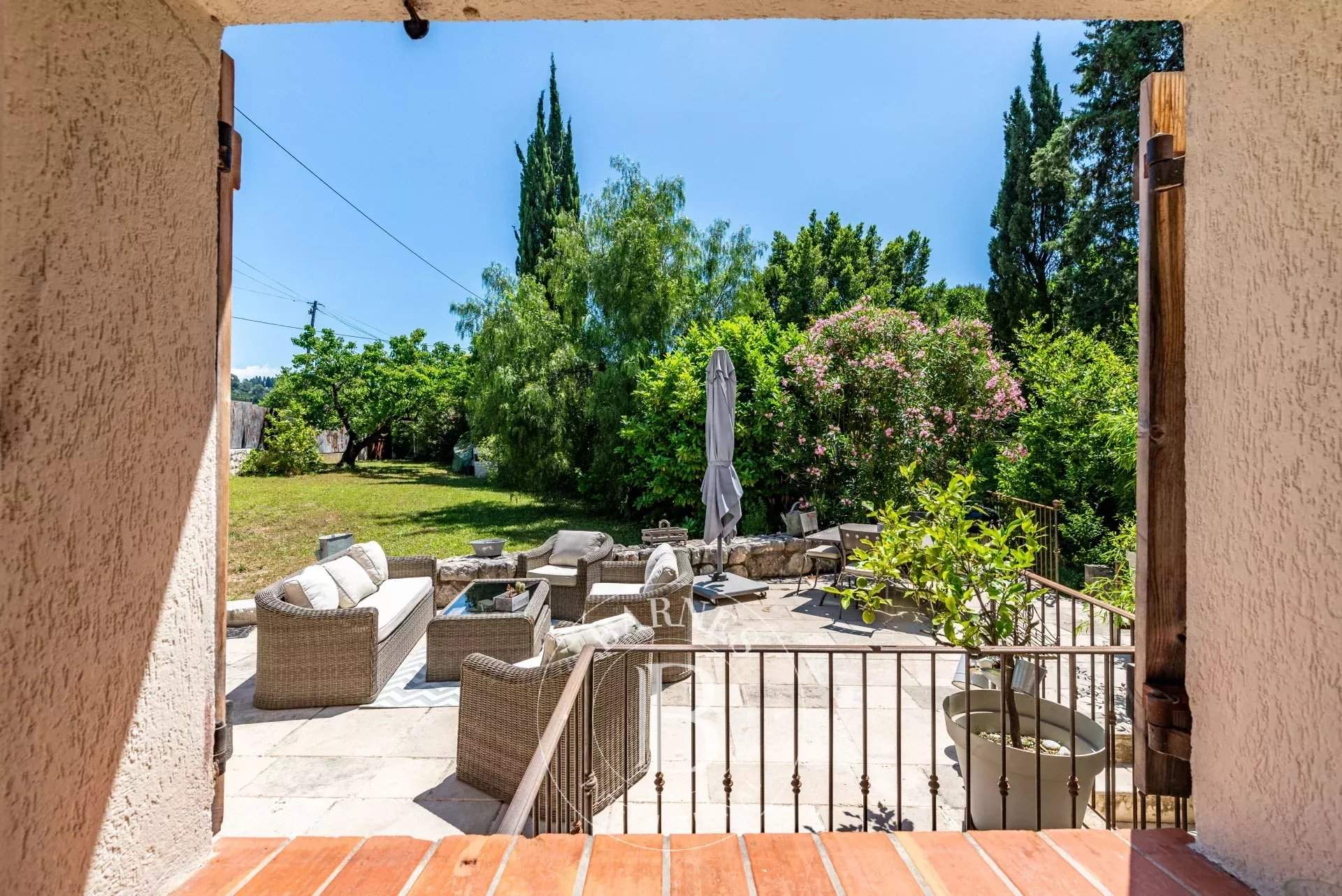 Mougins  - Maison 4 Pi&egrave;ces 3 Chambres - picture 8