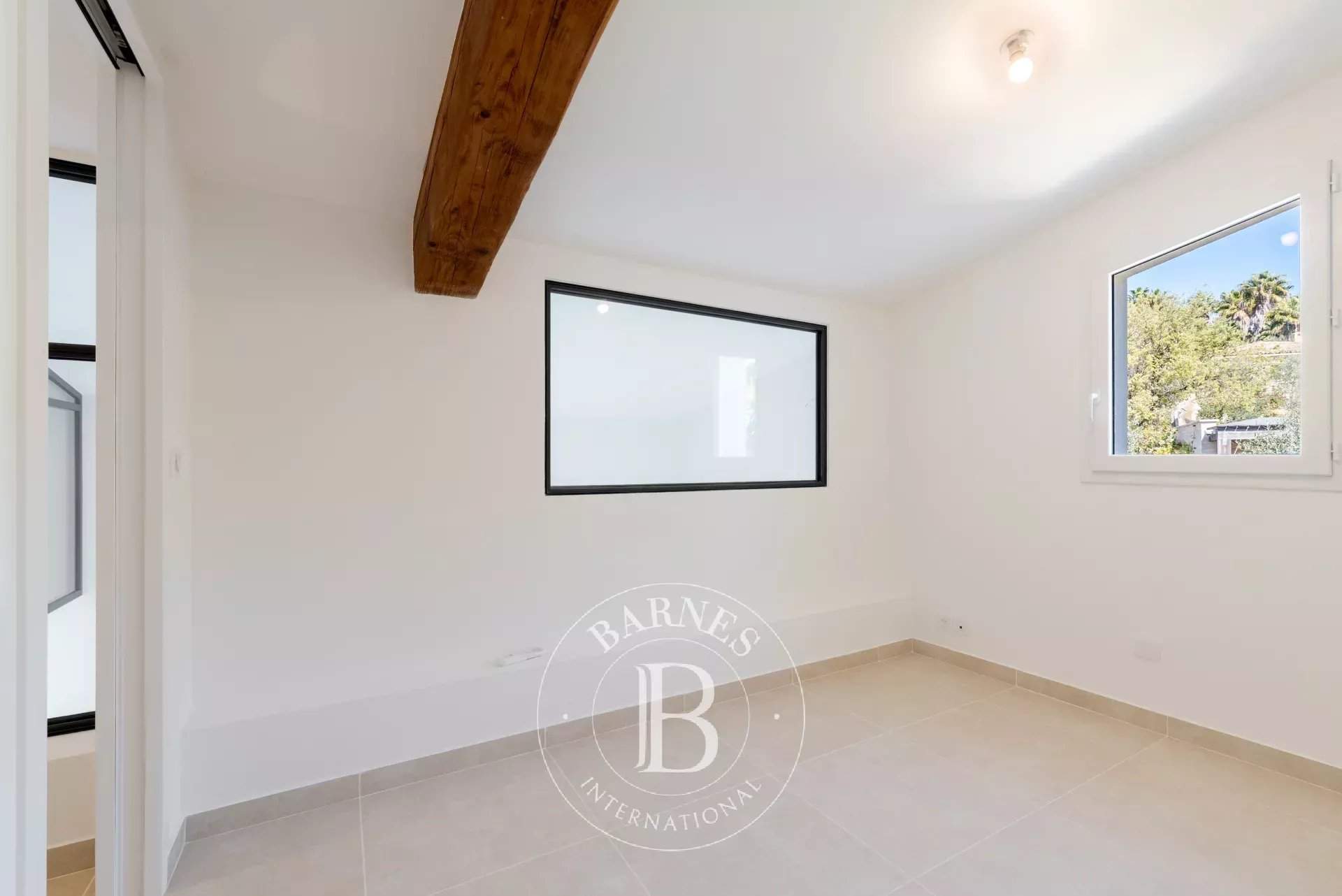 Biot  - Villa 5 Pi&egrave;ces 3 Chambres - picture 11